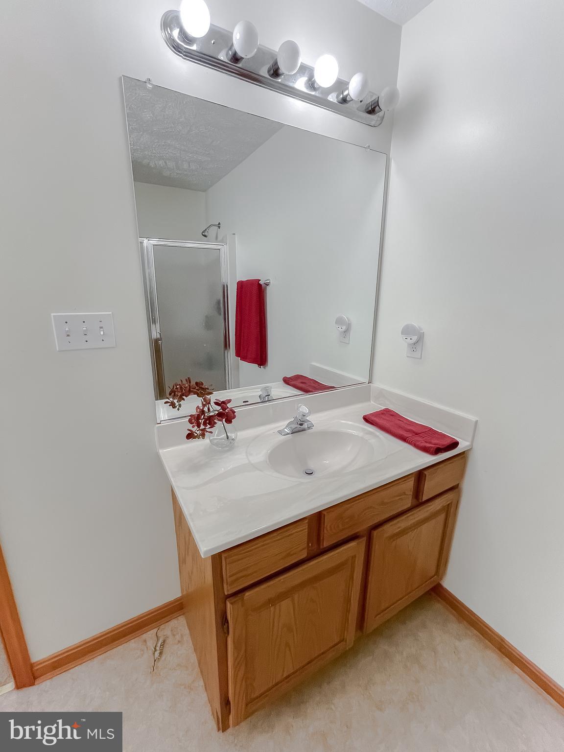 WHITEHALL - Residential