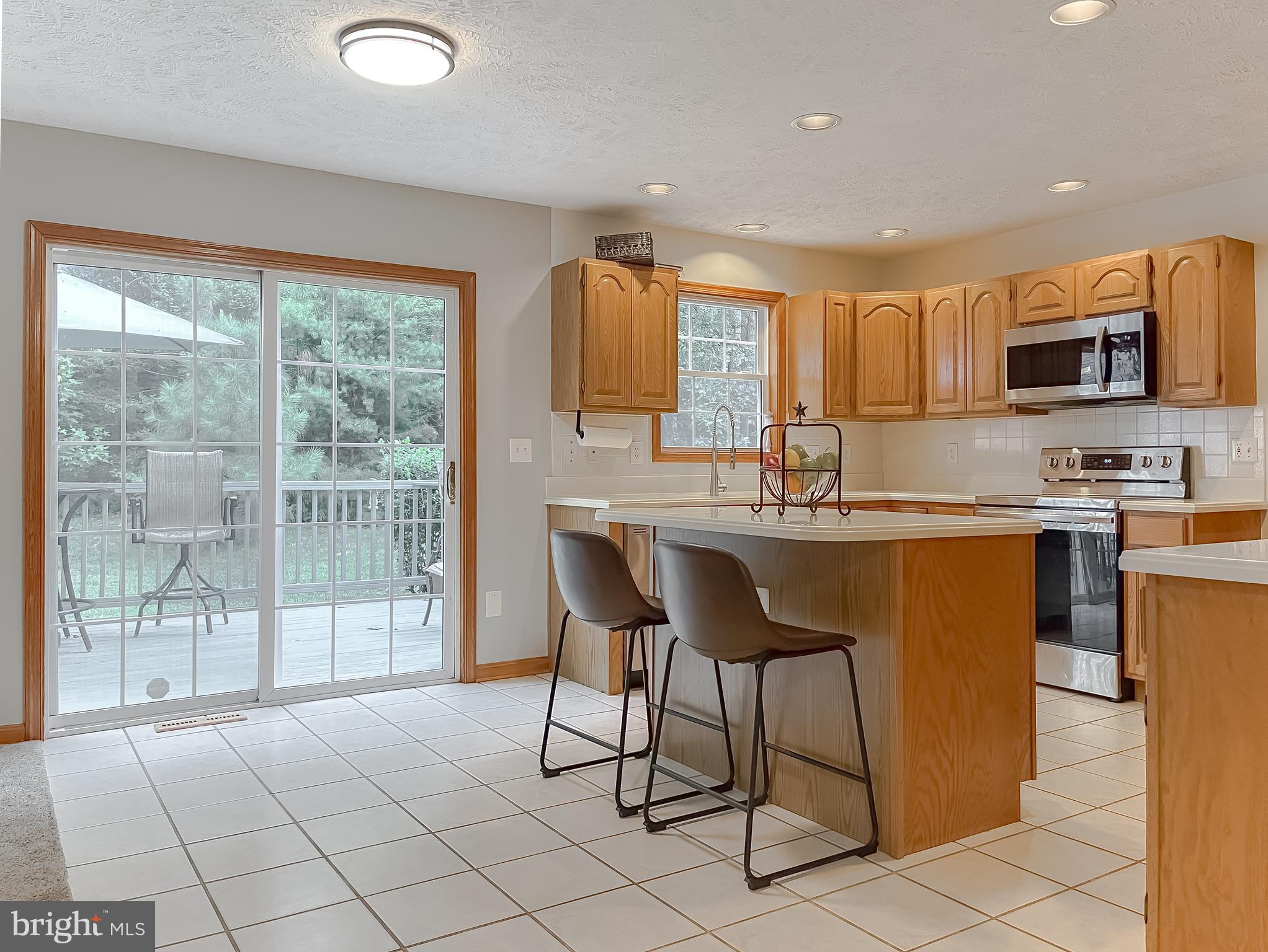 WHITEHALL - Residential