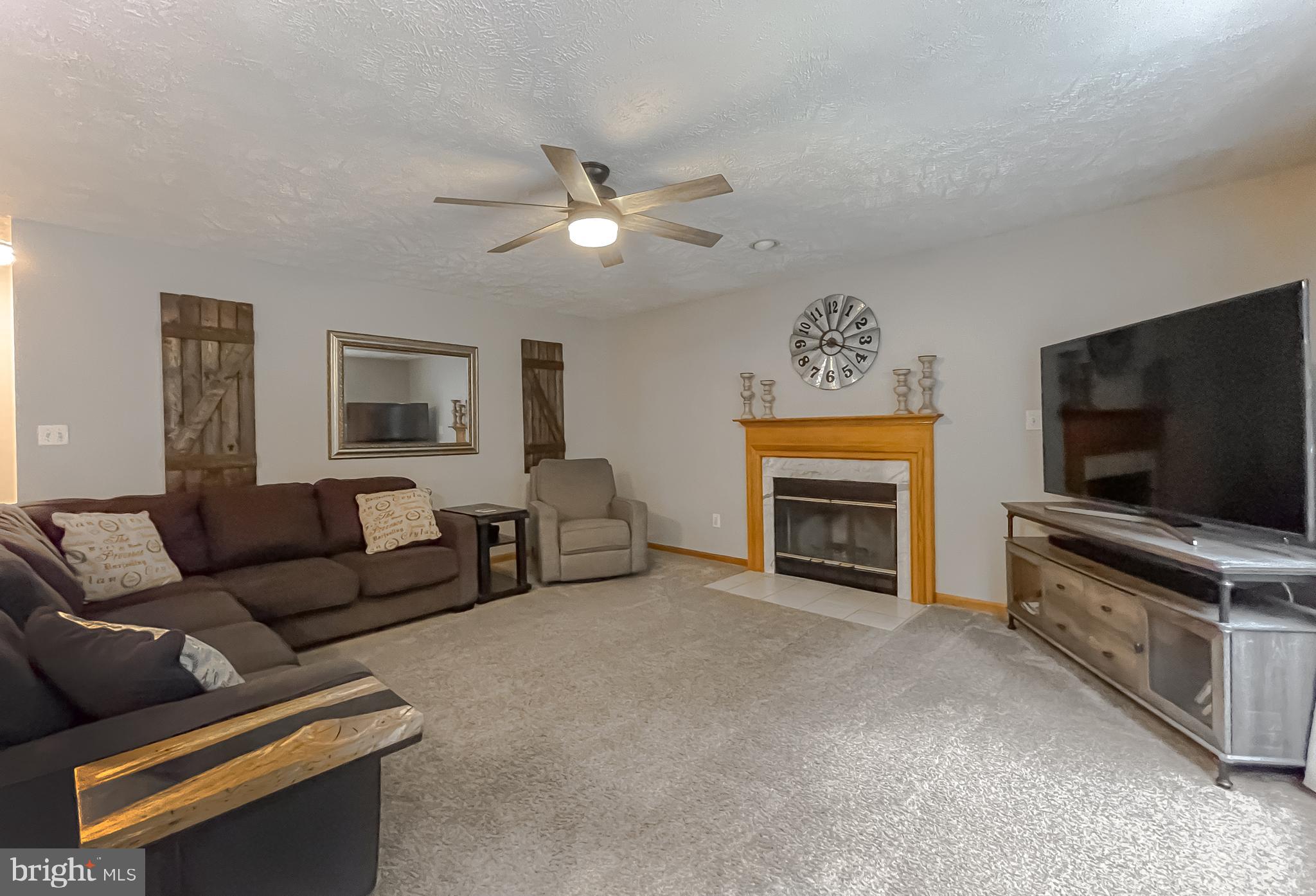 WHITEHALL - Residential