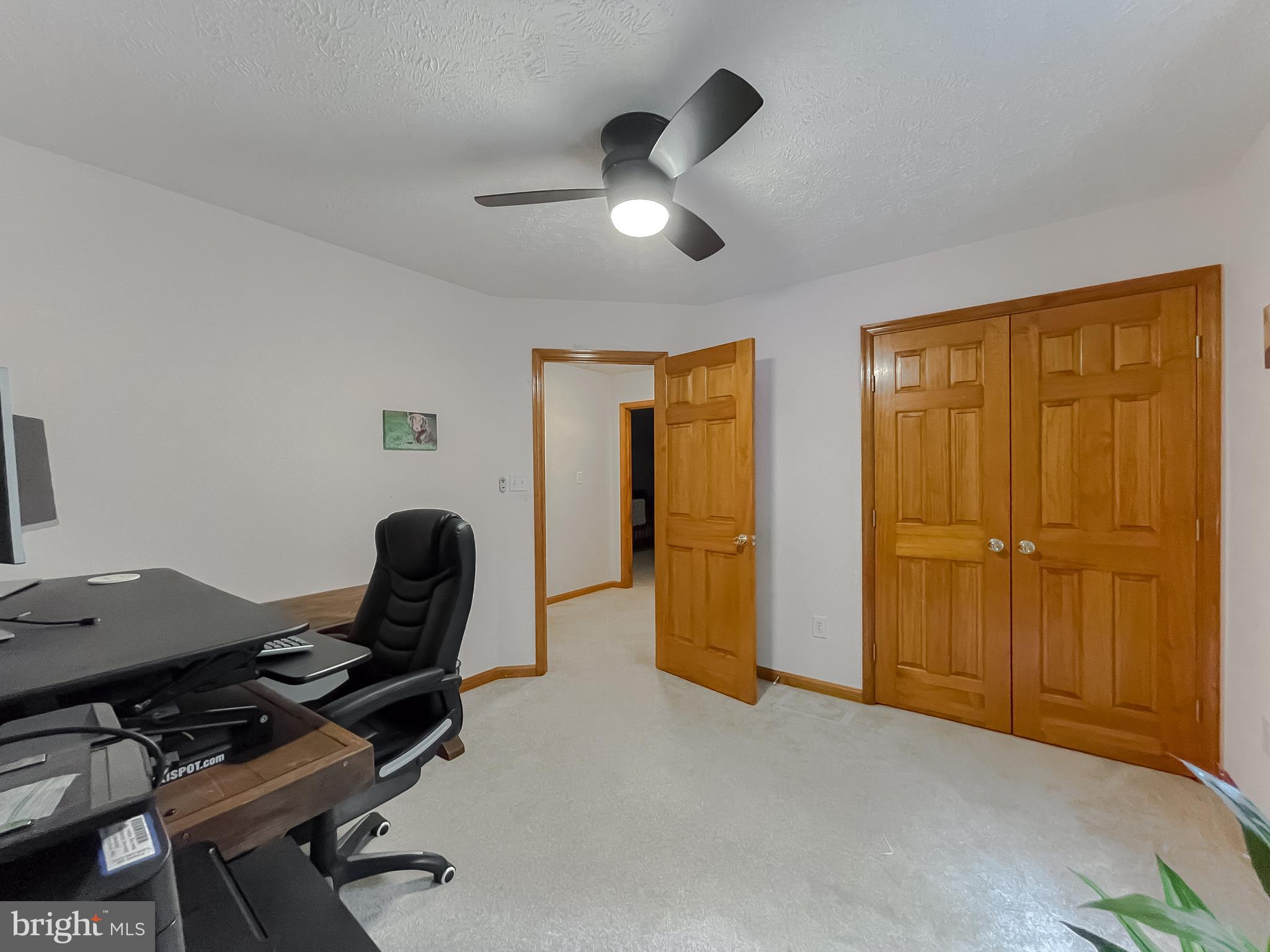 WHITEHALL - Residential