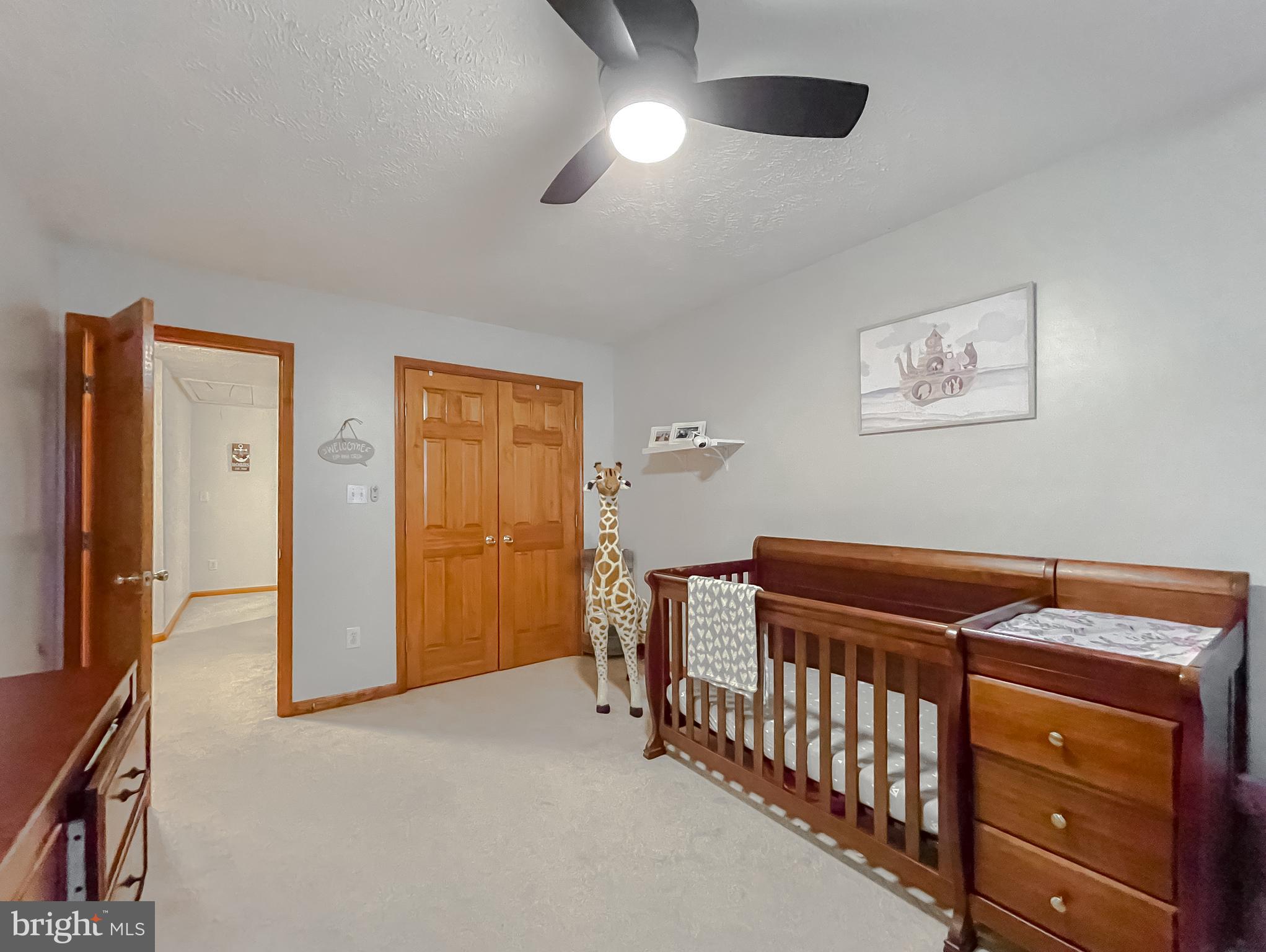 WHITEHALL - Residential