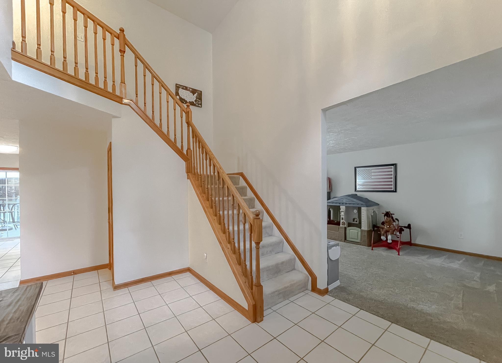 WHITEHALL - Residential