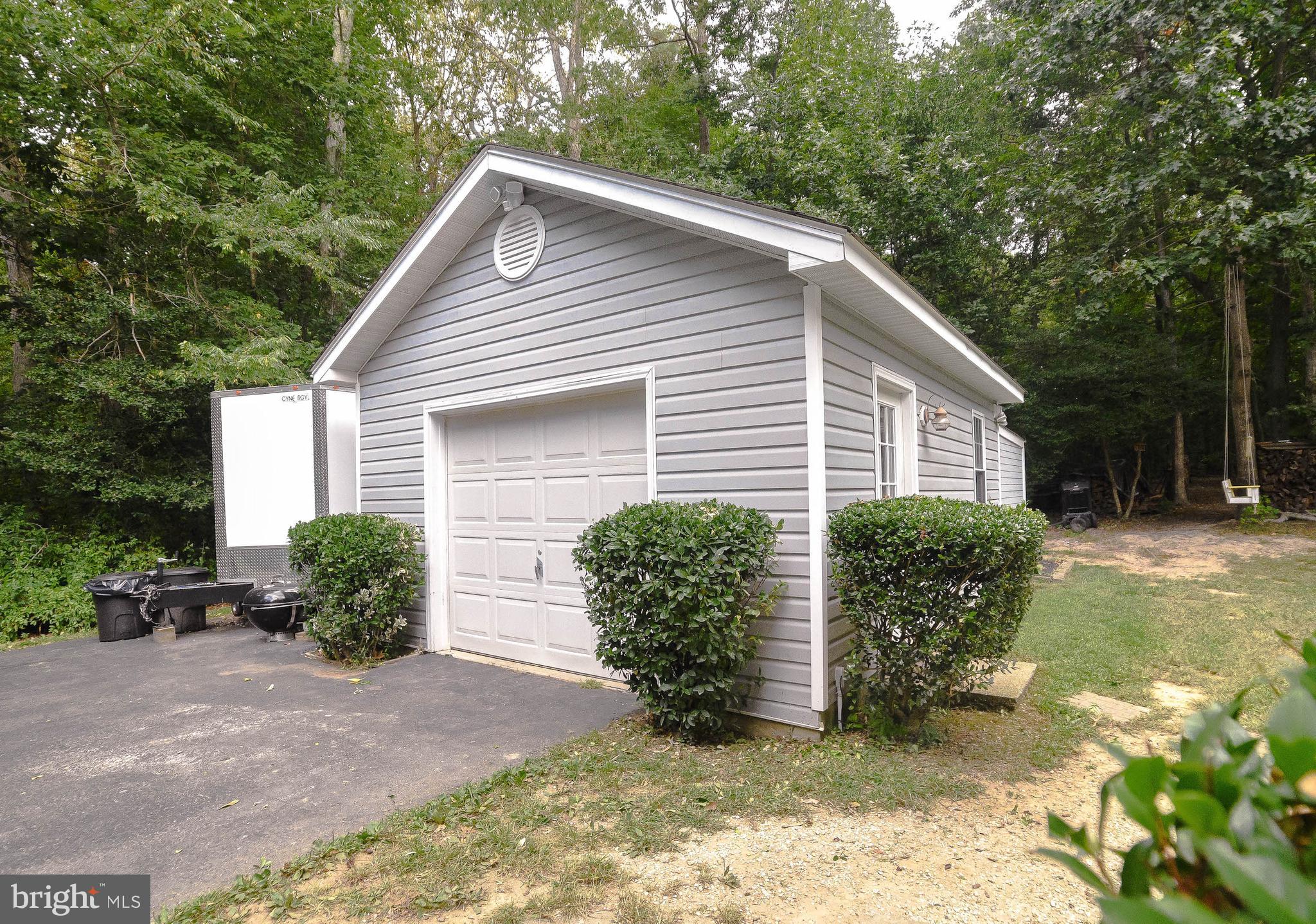 WHITEHALL - Residential