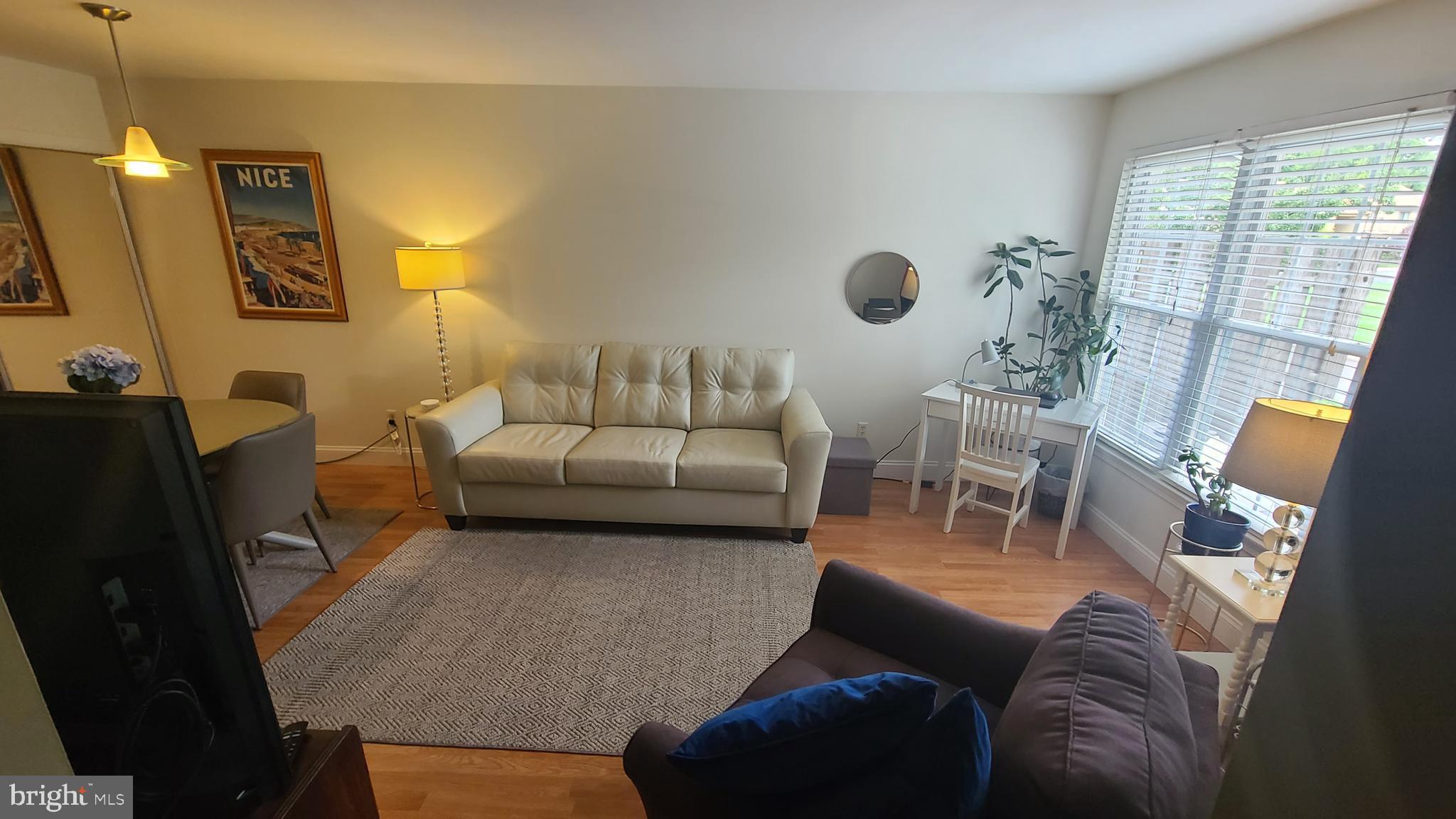 CHATHAM VIL OF TOW - Residential