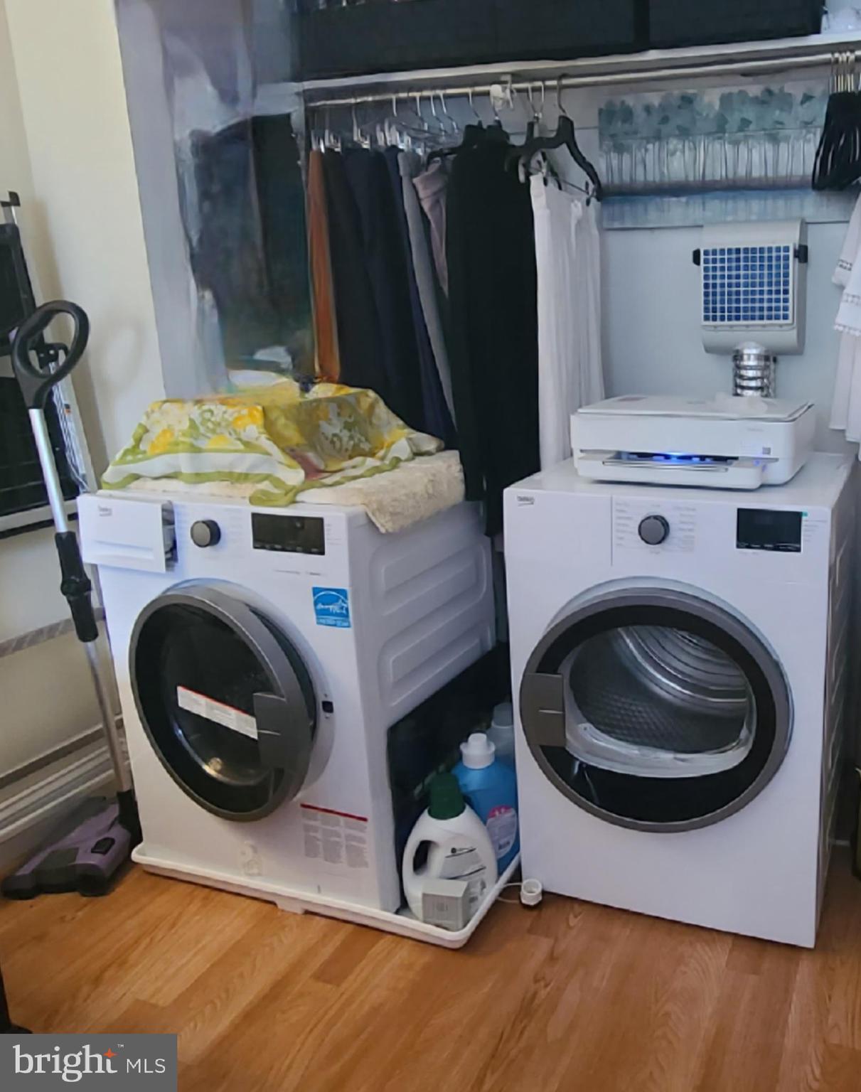 CHATHAM VIL OF TOW - Residential