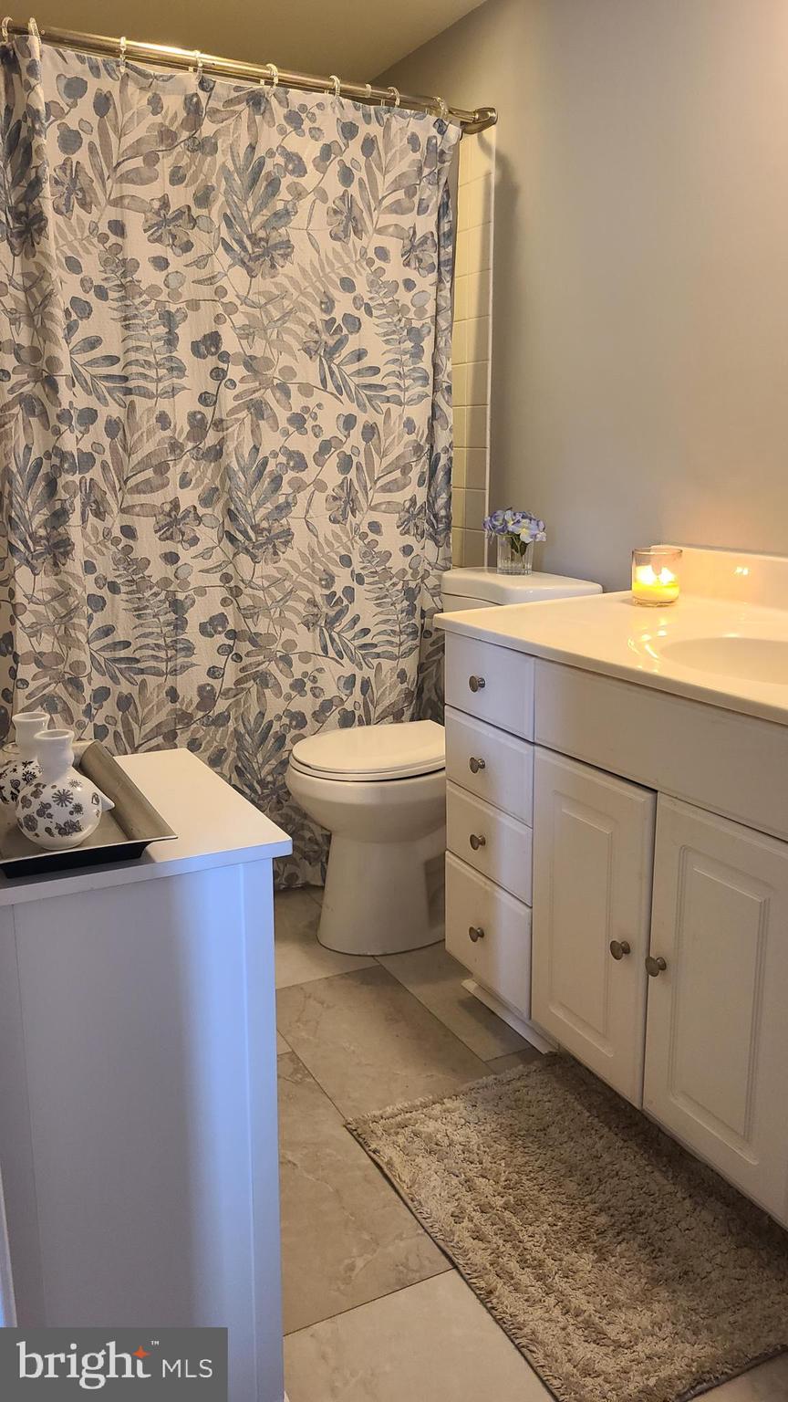 CHATHAM VIL OF TOW - Residential