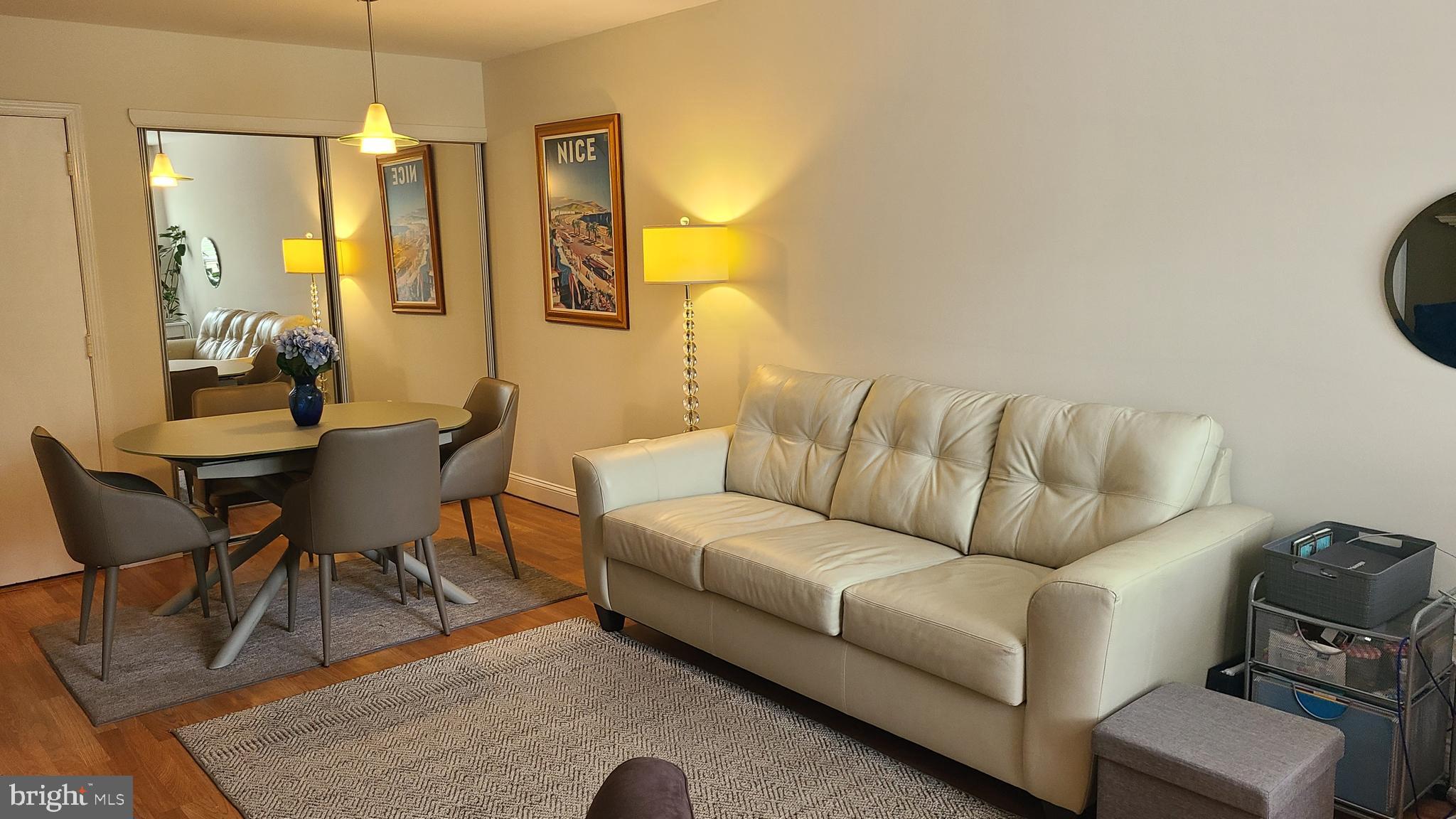 CHATHAM VIL OF TOW - Residential