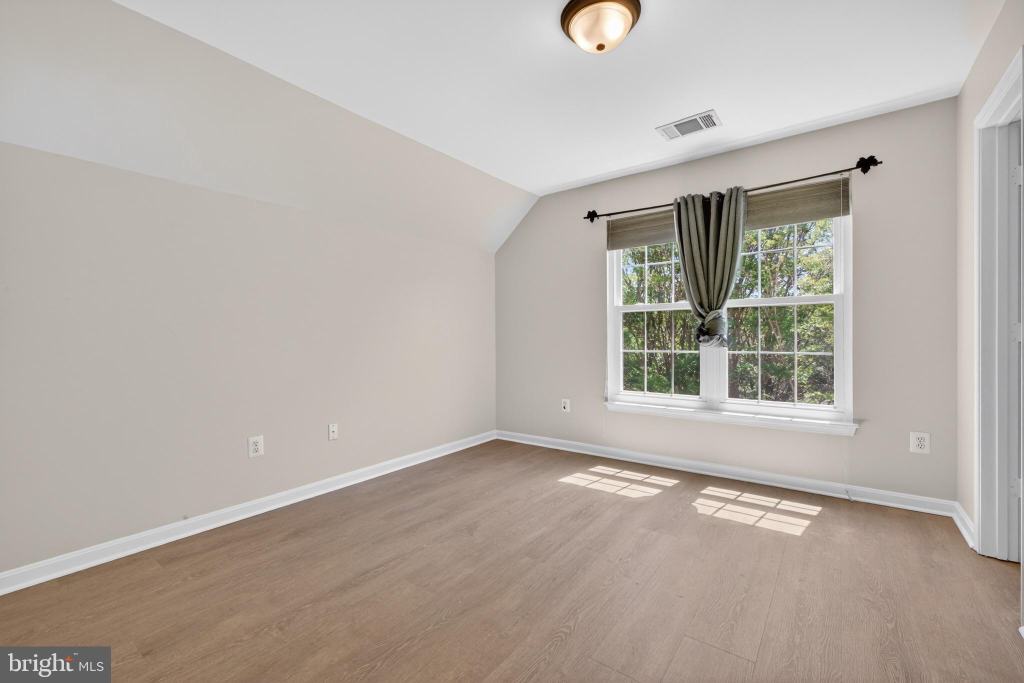 CLOPPERS MILL WEST - Residential