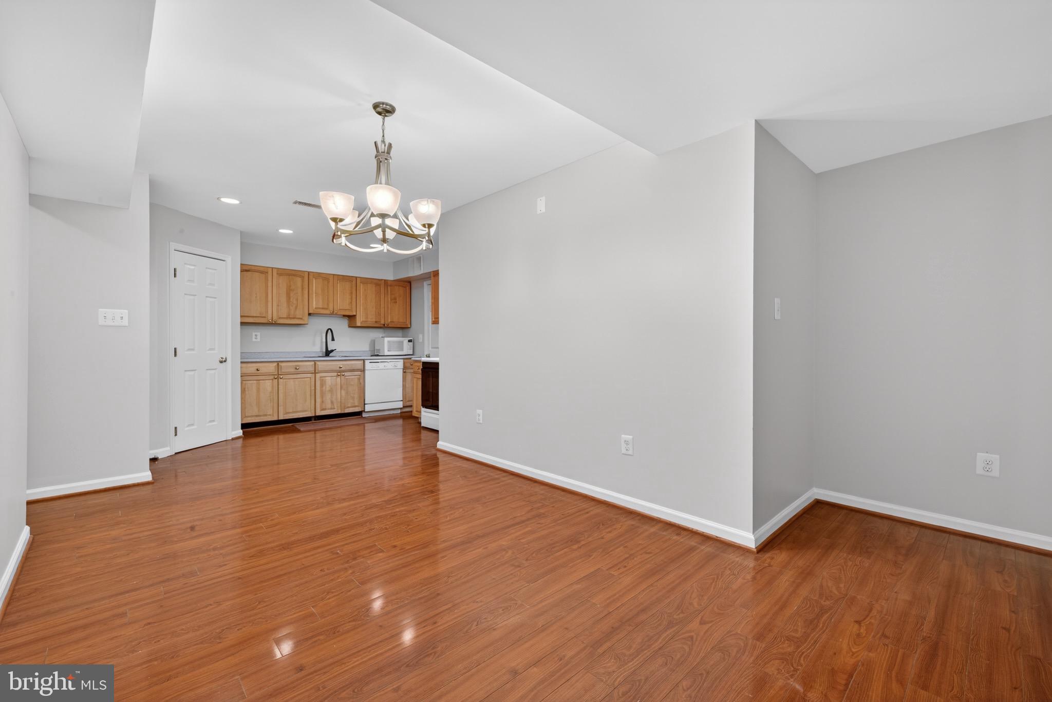 CLOPPERS MILL WEST - Residential