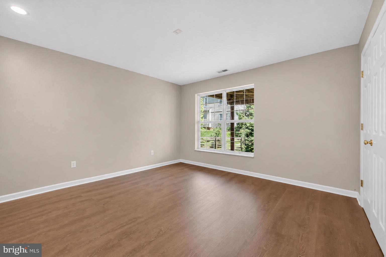 CLOPPERS MILL WEST - Residential
