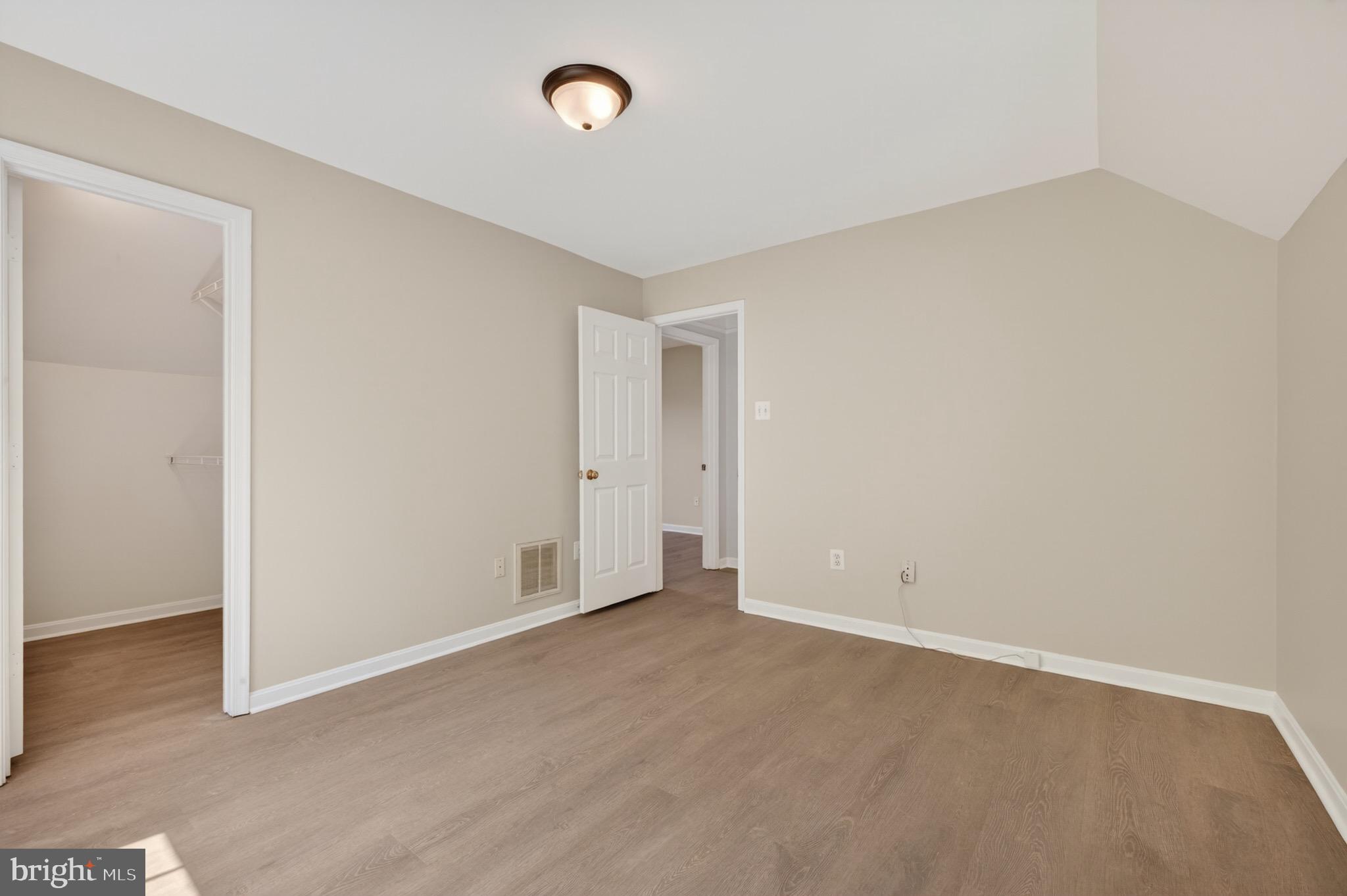 CLOPPERS MILL WEST - Residential