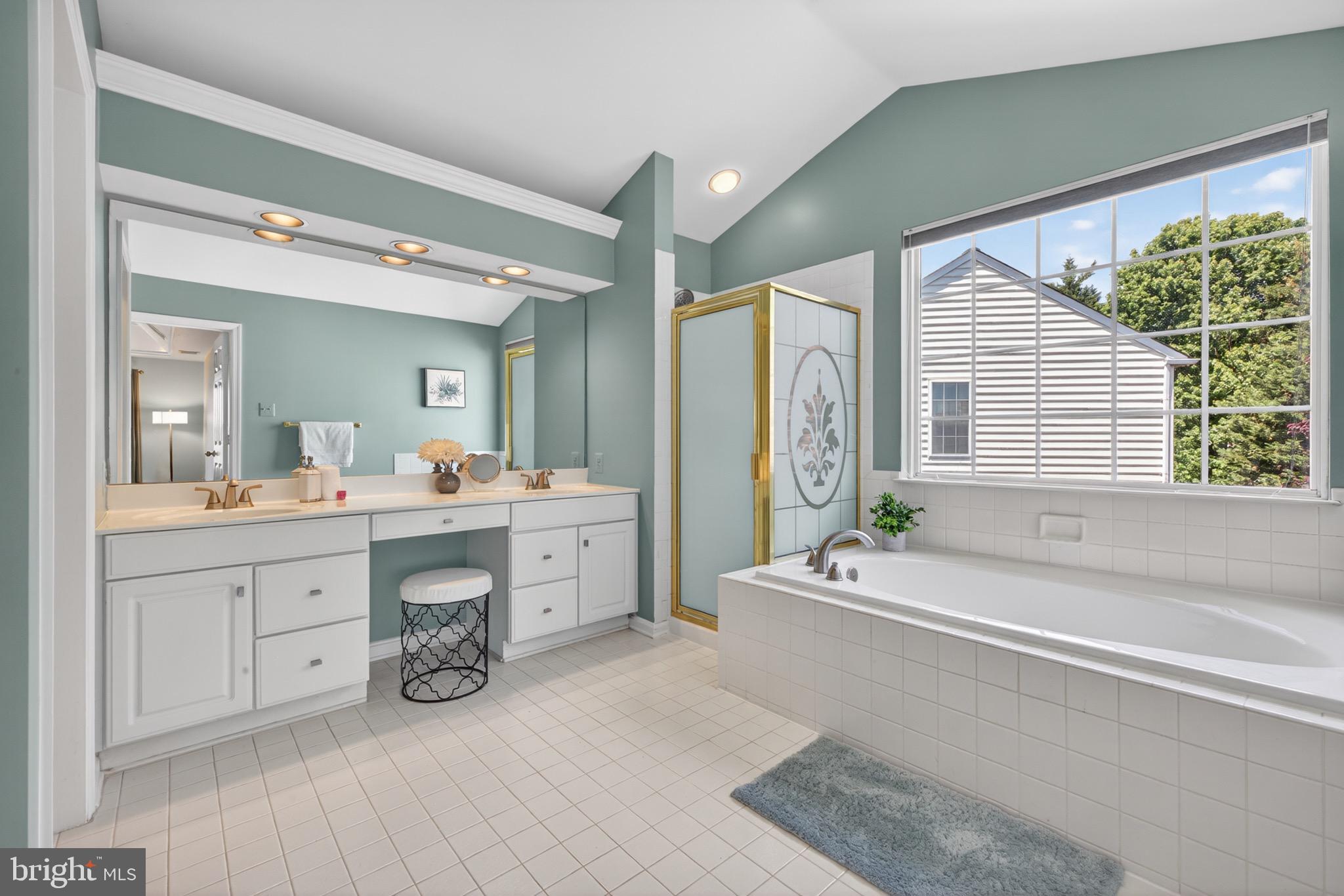 CLOPPERS MILL WEST - Residential