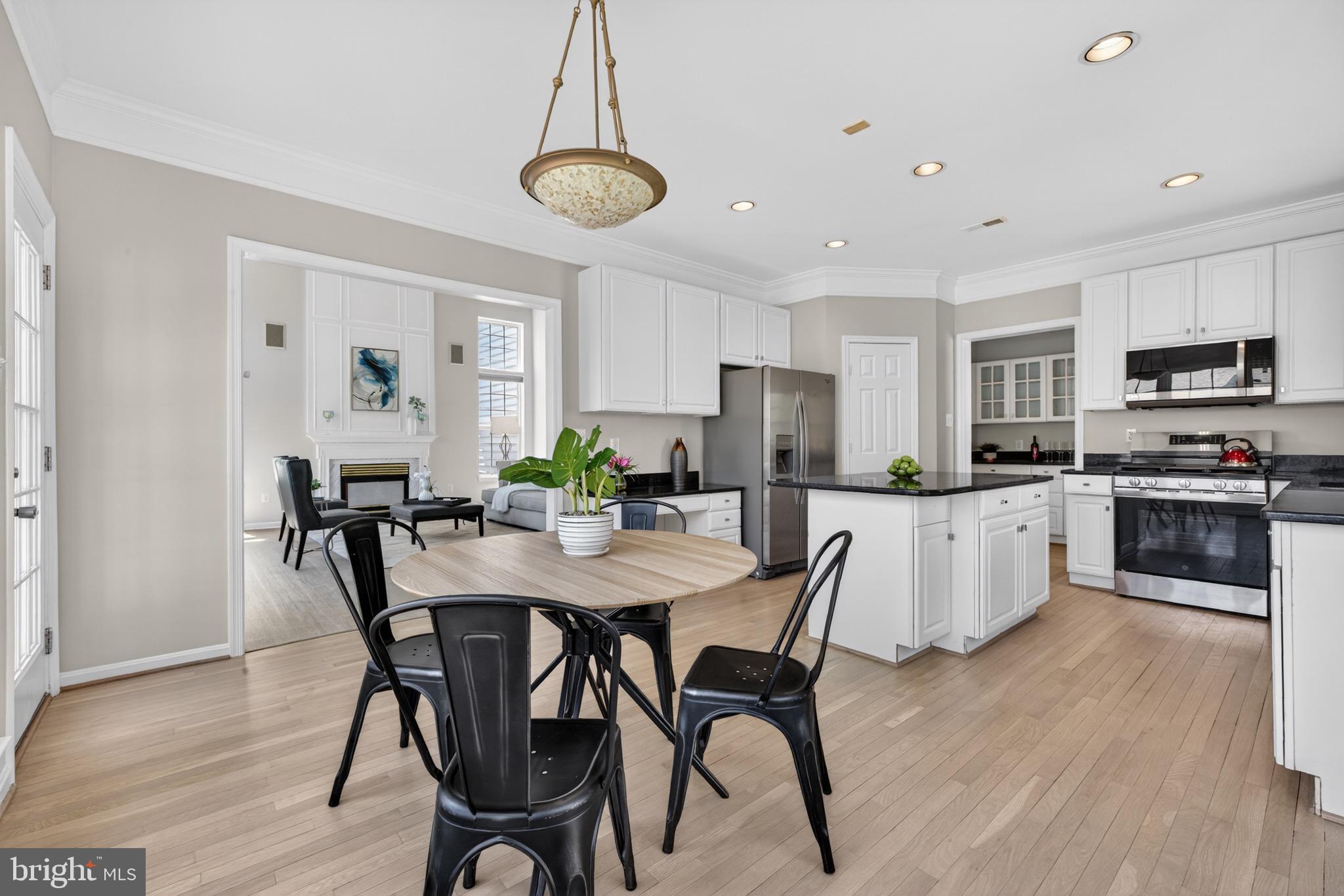 CLOPPERS MILL WEST - Residential