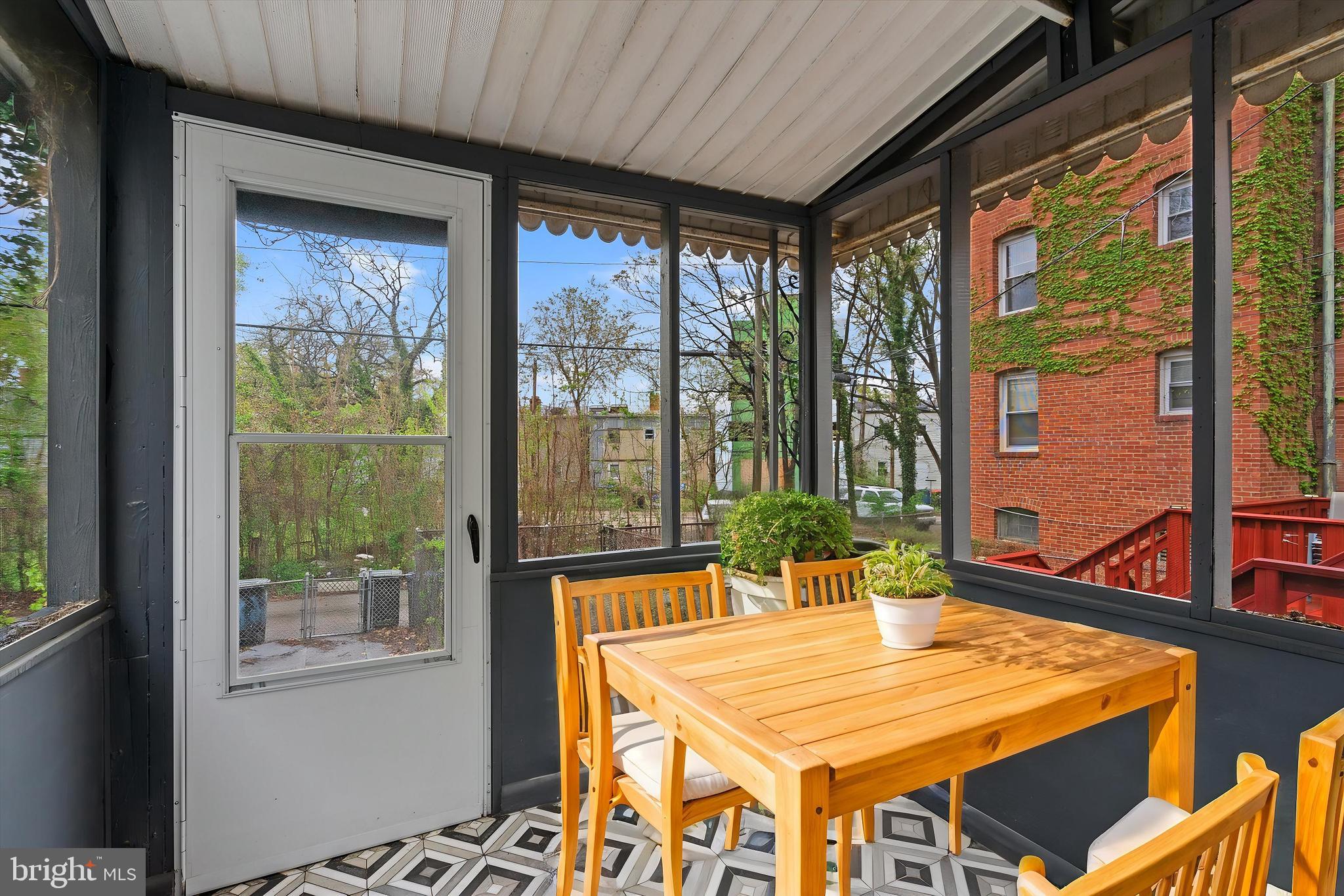 1826 MINNESOTA AVENUE SE