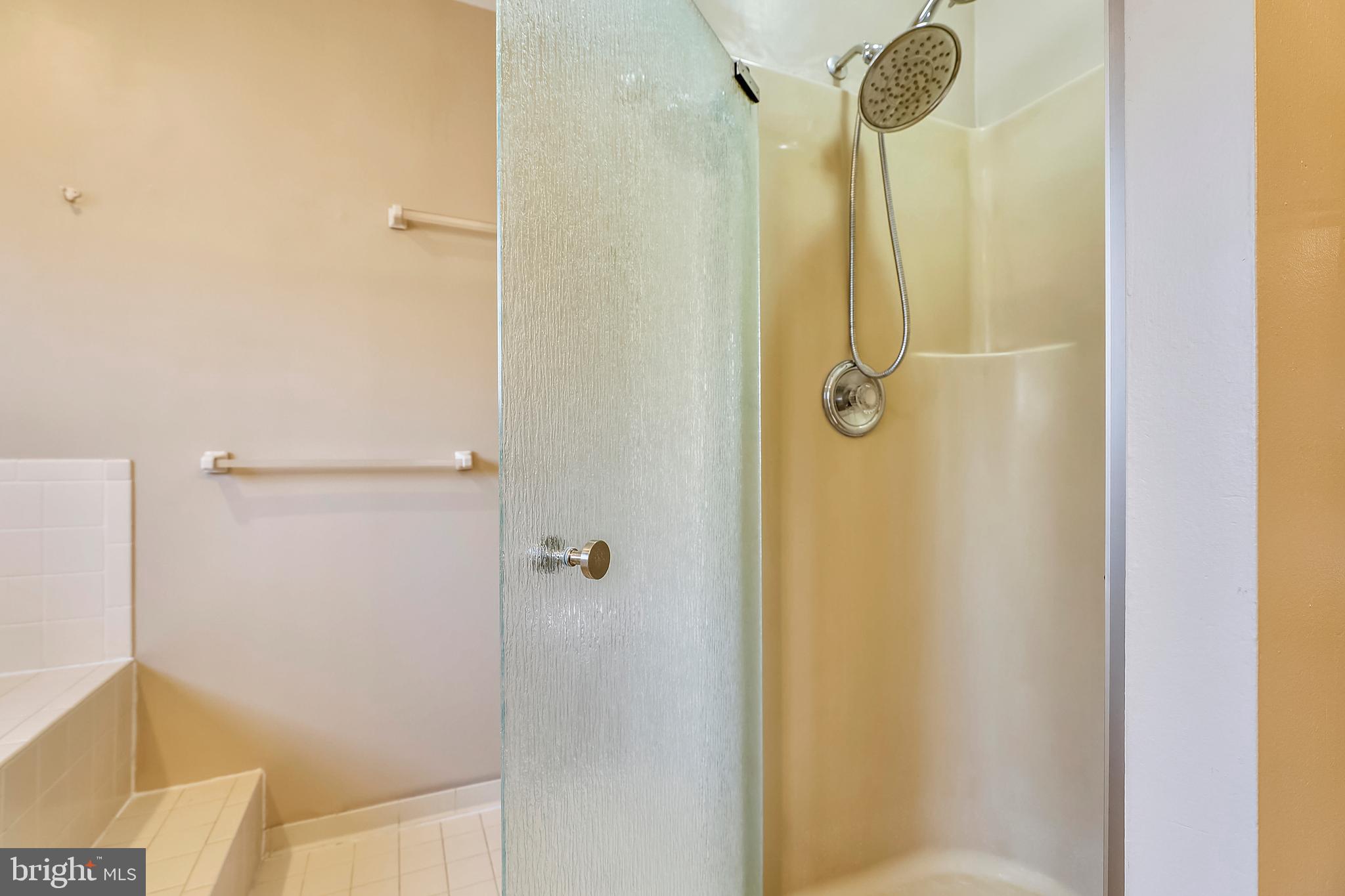 SEVERN LANDING - Residential