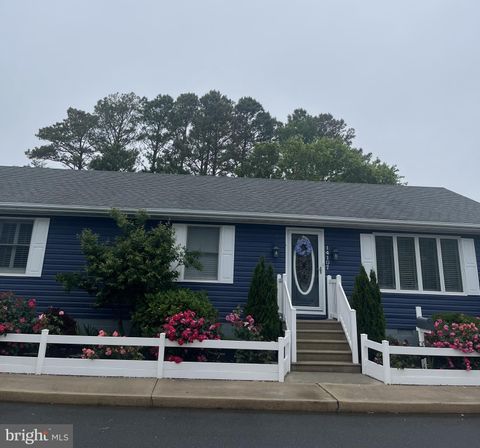 Photo of 14107 Laurel Avenue, OCEAN CITY, MD 21842 (MLS # MDWO2038120)