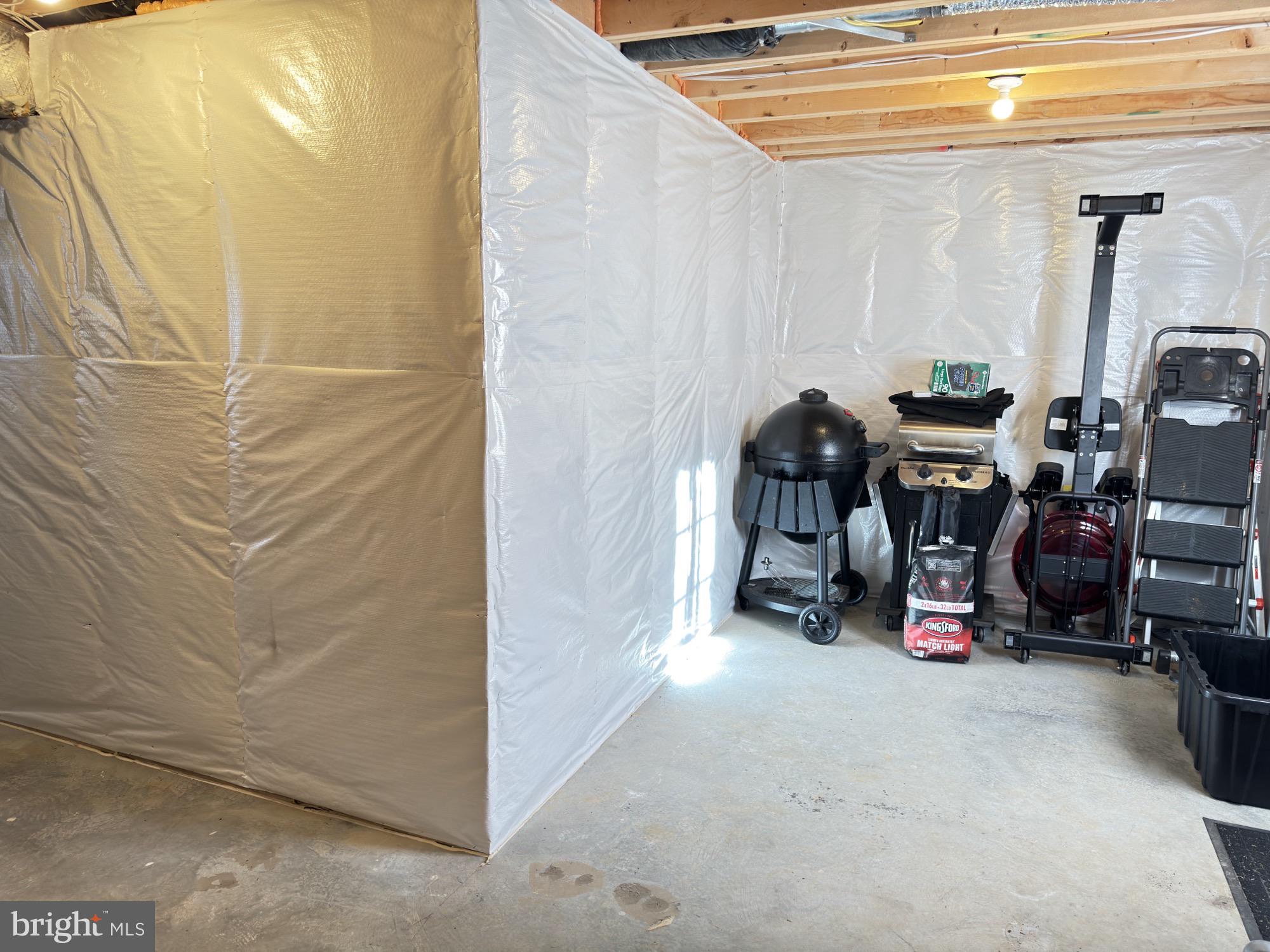 THE LAKES AT MARTINSBURG - Residential