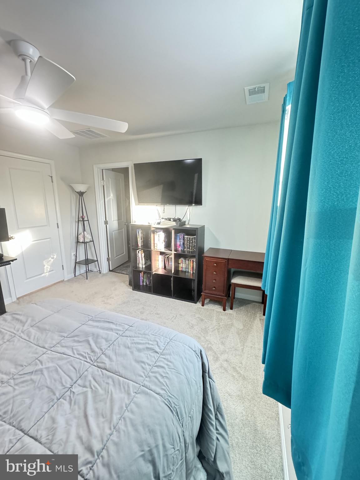 THE LAKES AT MARTINSBURG - Residential