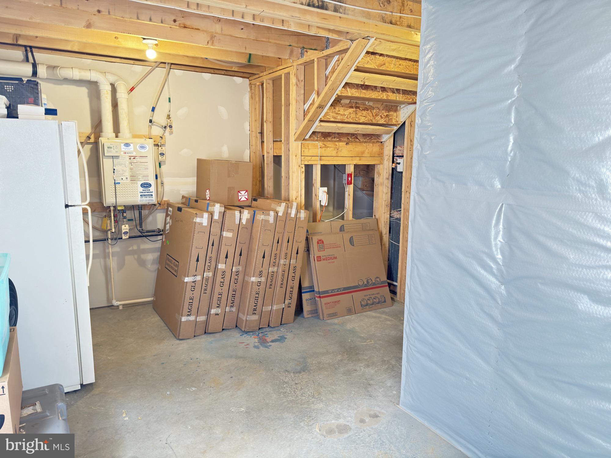 THE LAKES AT MARTINSBURG - Residential