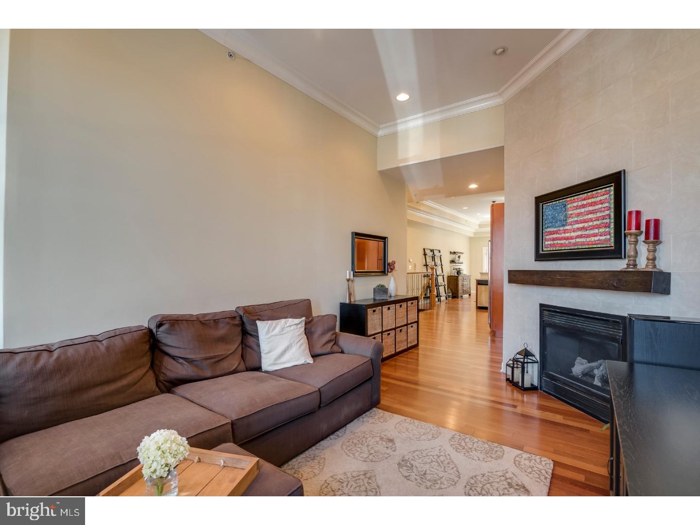 FAIRMOUNT - Residential