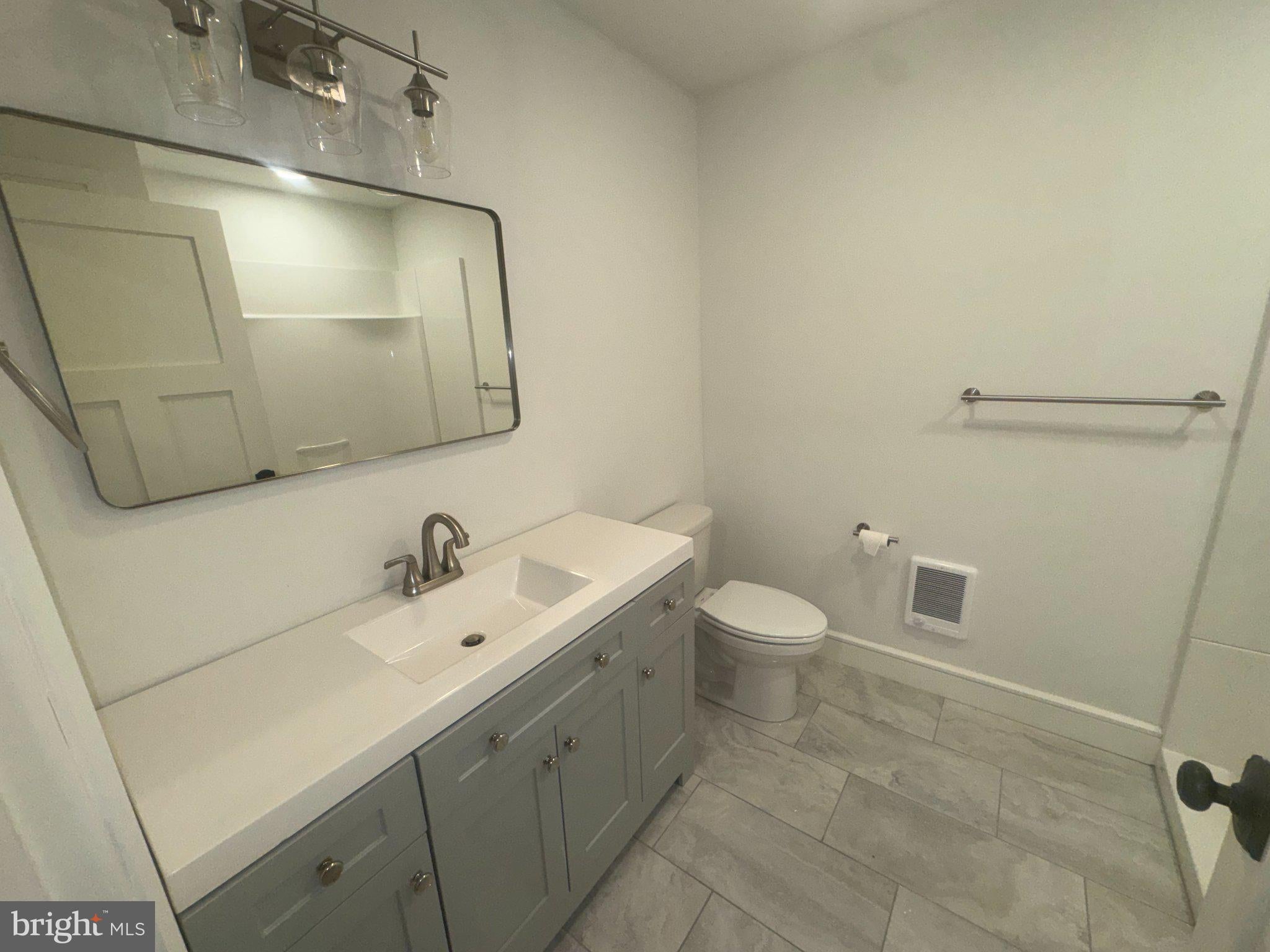 1087 MOUNT TOM ROAD 205