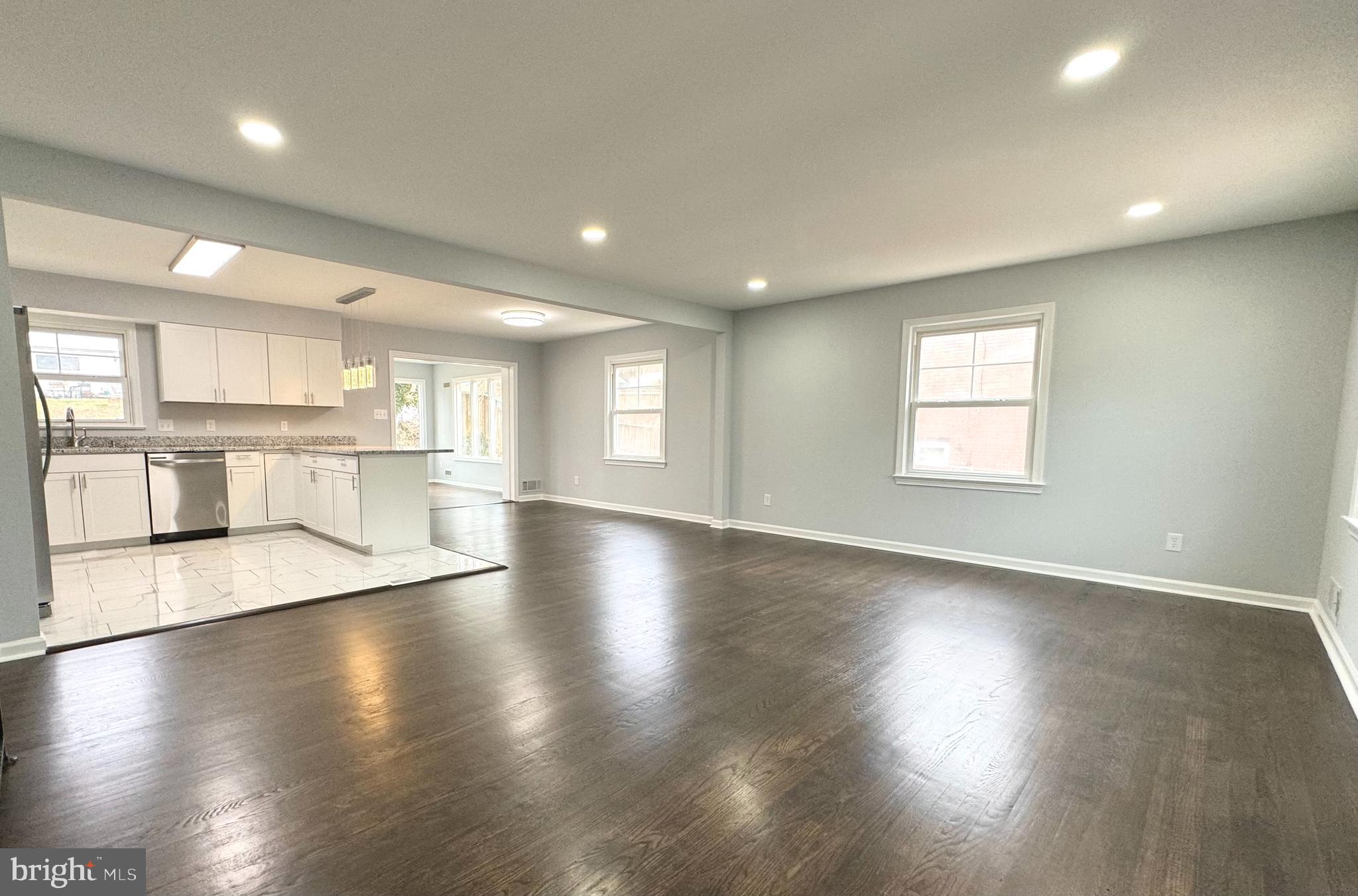 HILLCREST ESTATES - Residential