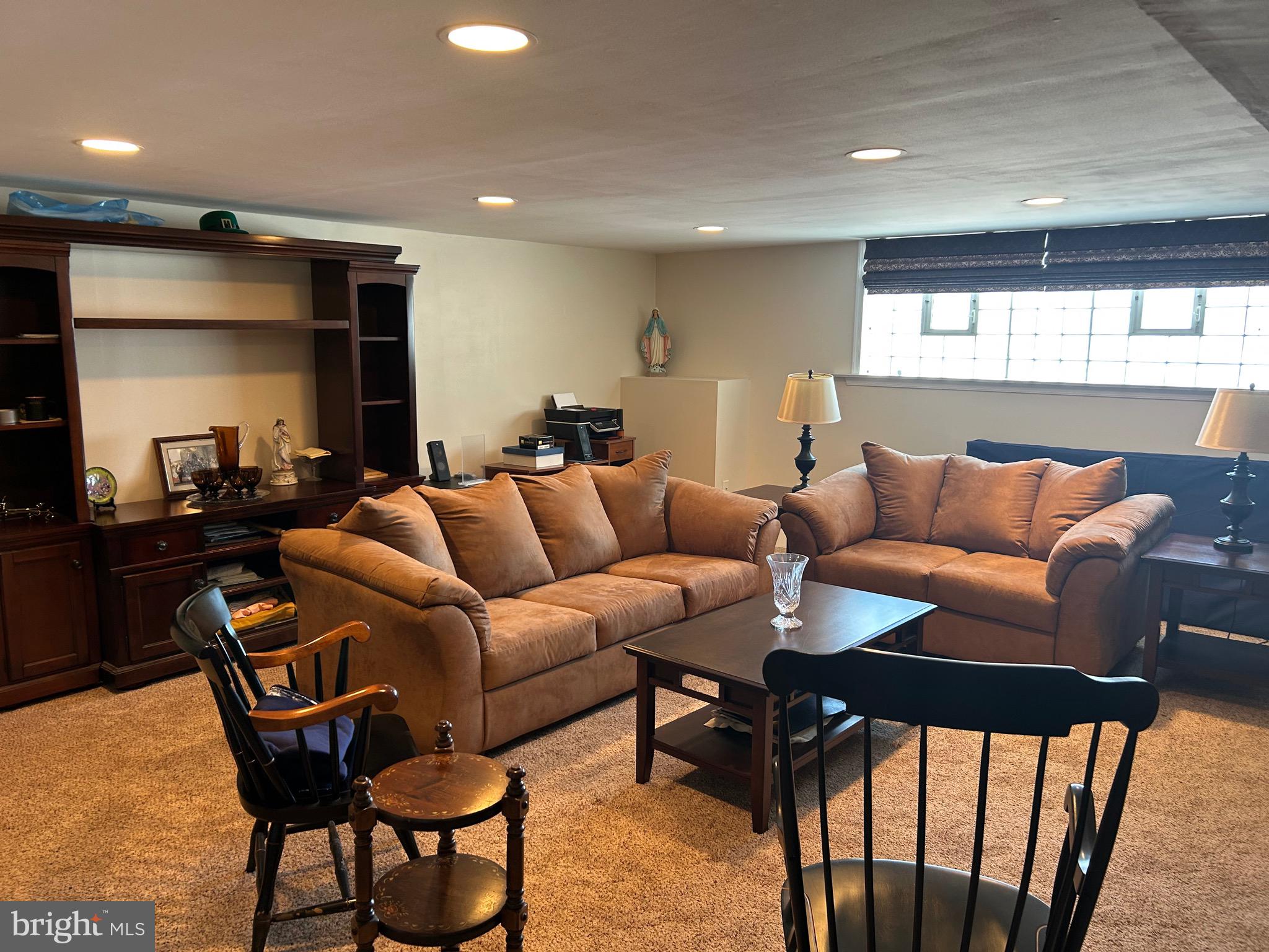 BELLS CORNER - Residential