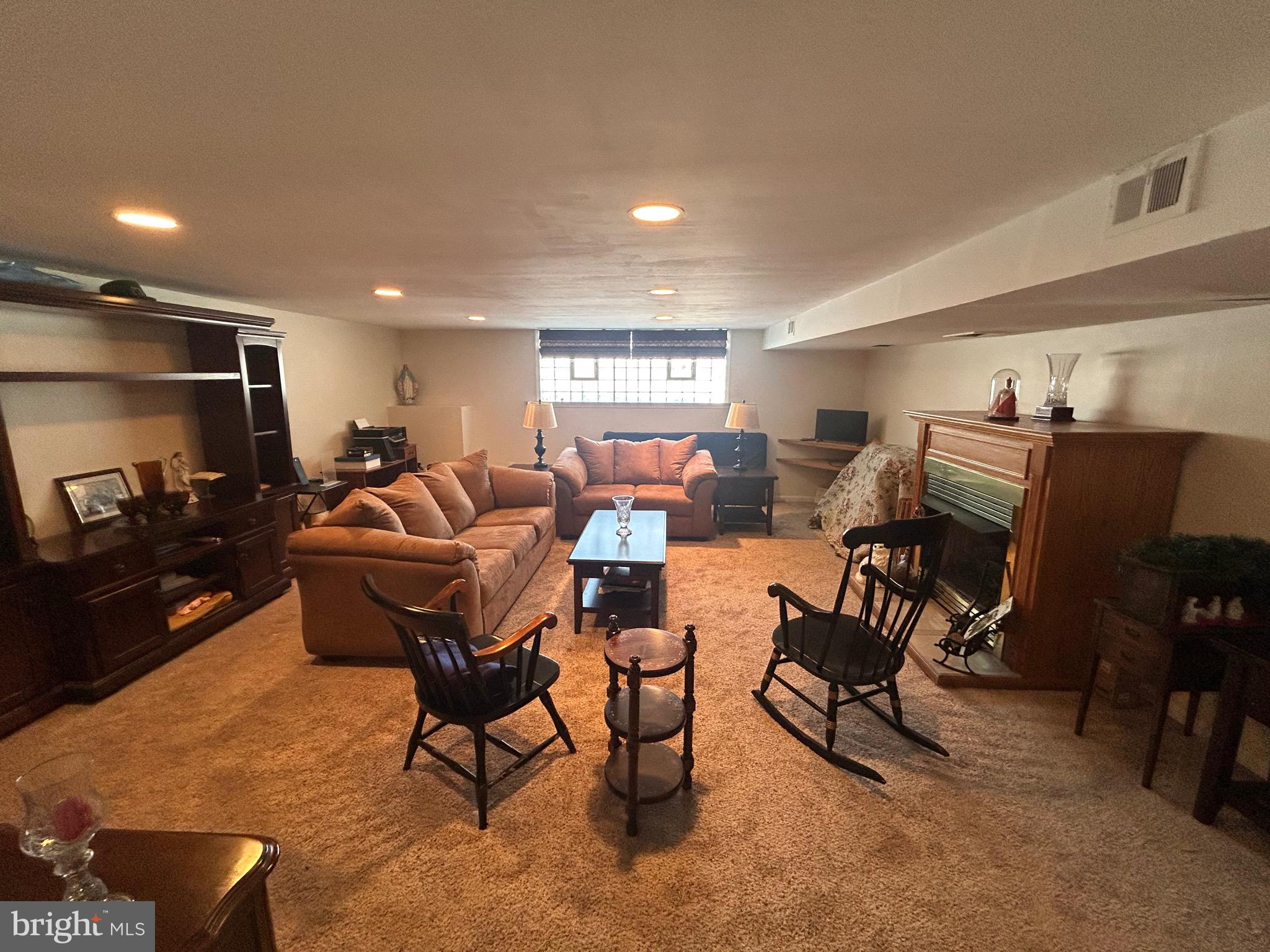 BELLS CORNER - Residential