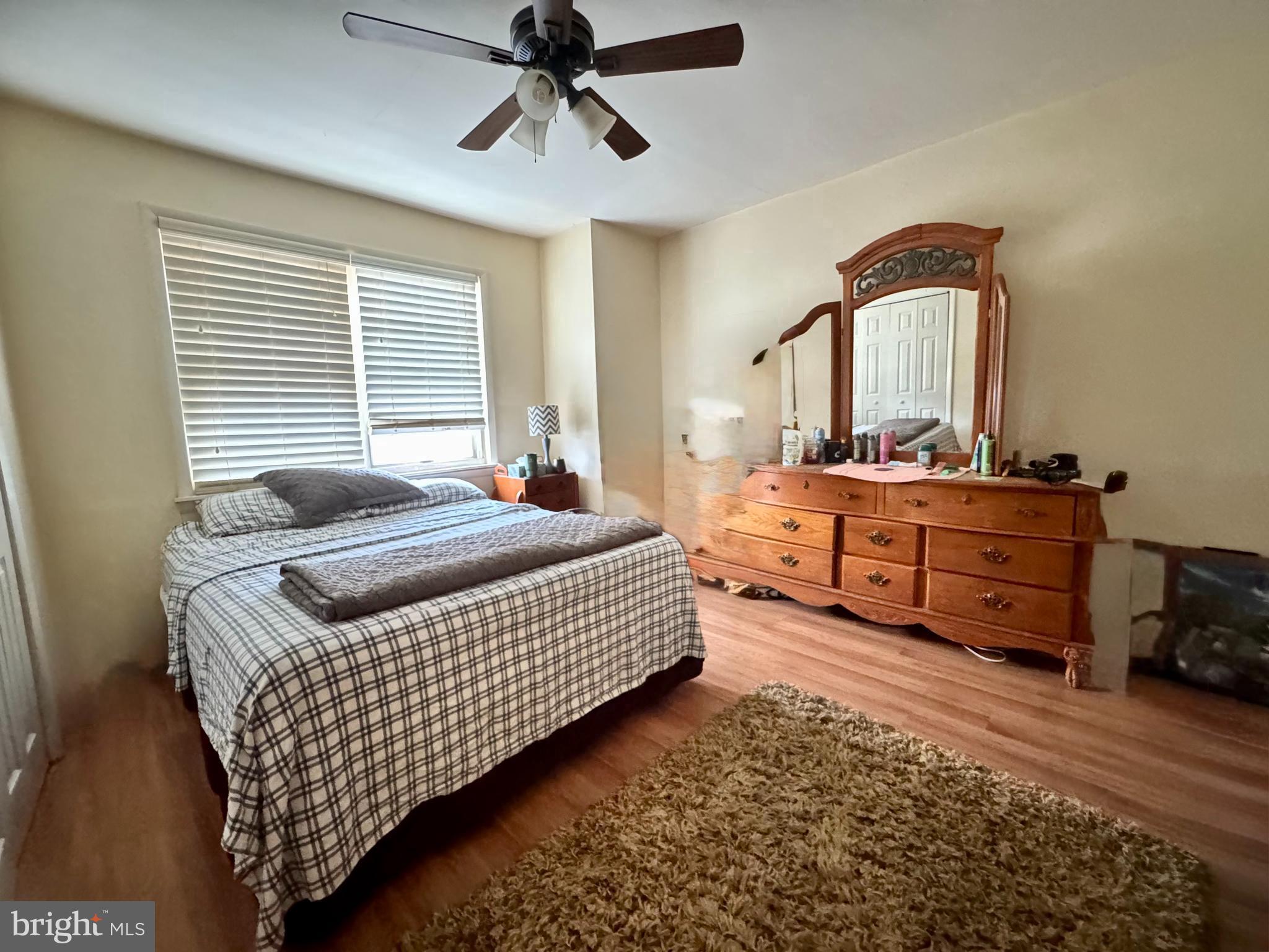 PORT RICHMOND - Residential