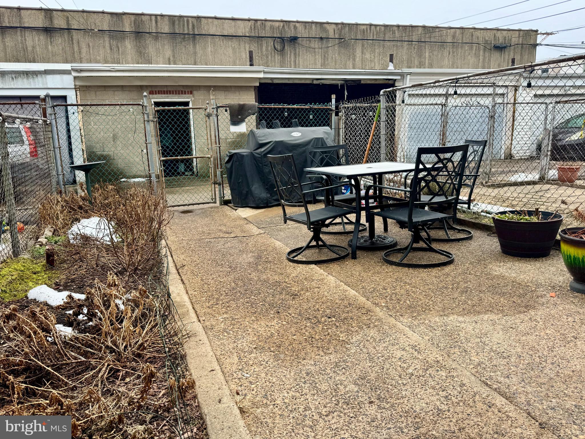 PORT RICHMOND - Residential