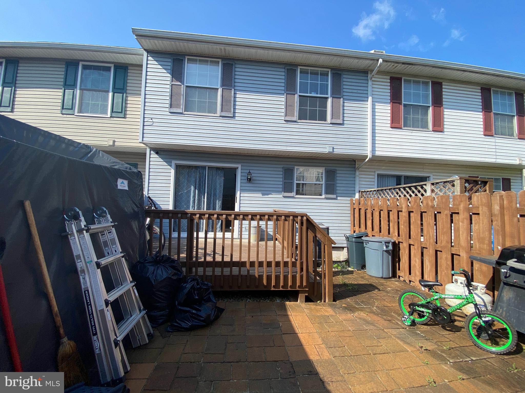 MUSSELMAN SQUARE - Residential