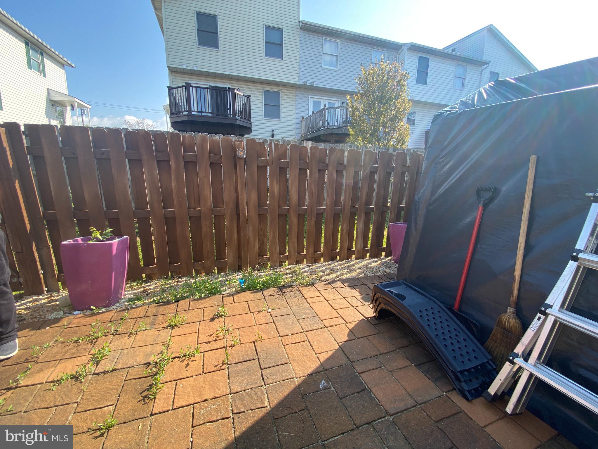 MUSSELMAN SQUARE - Residential