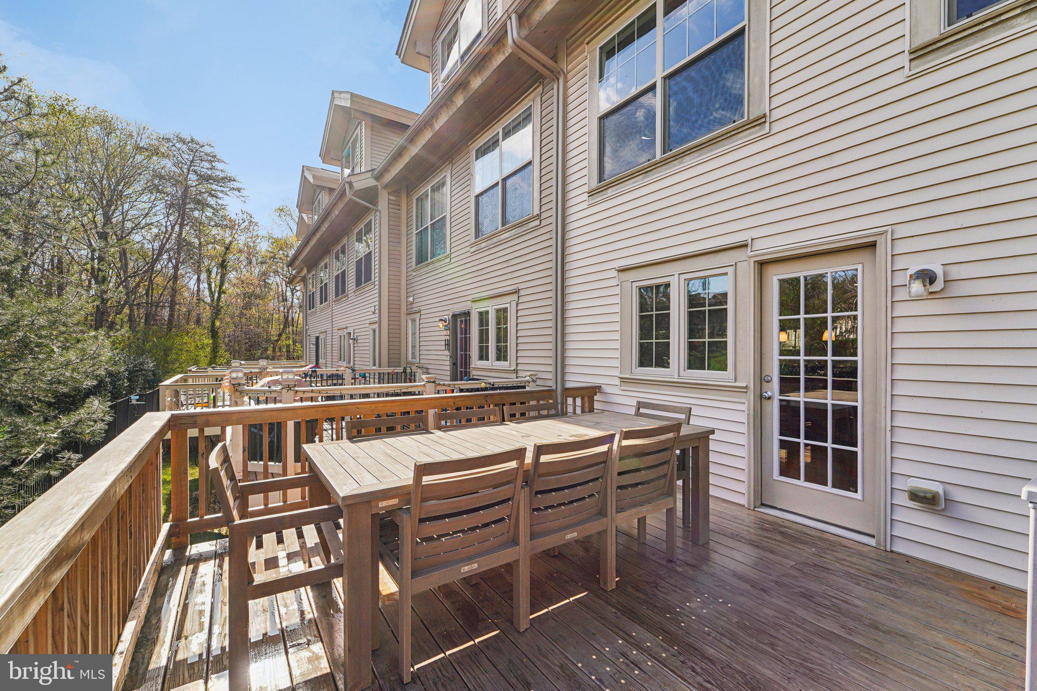 TOWNS OF DOGWOOD - Residential