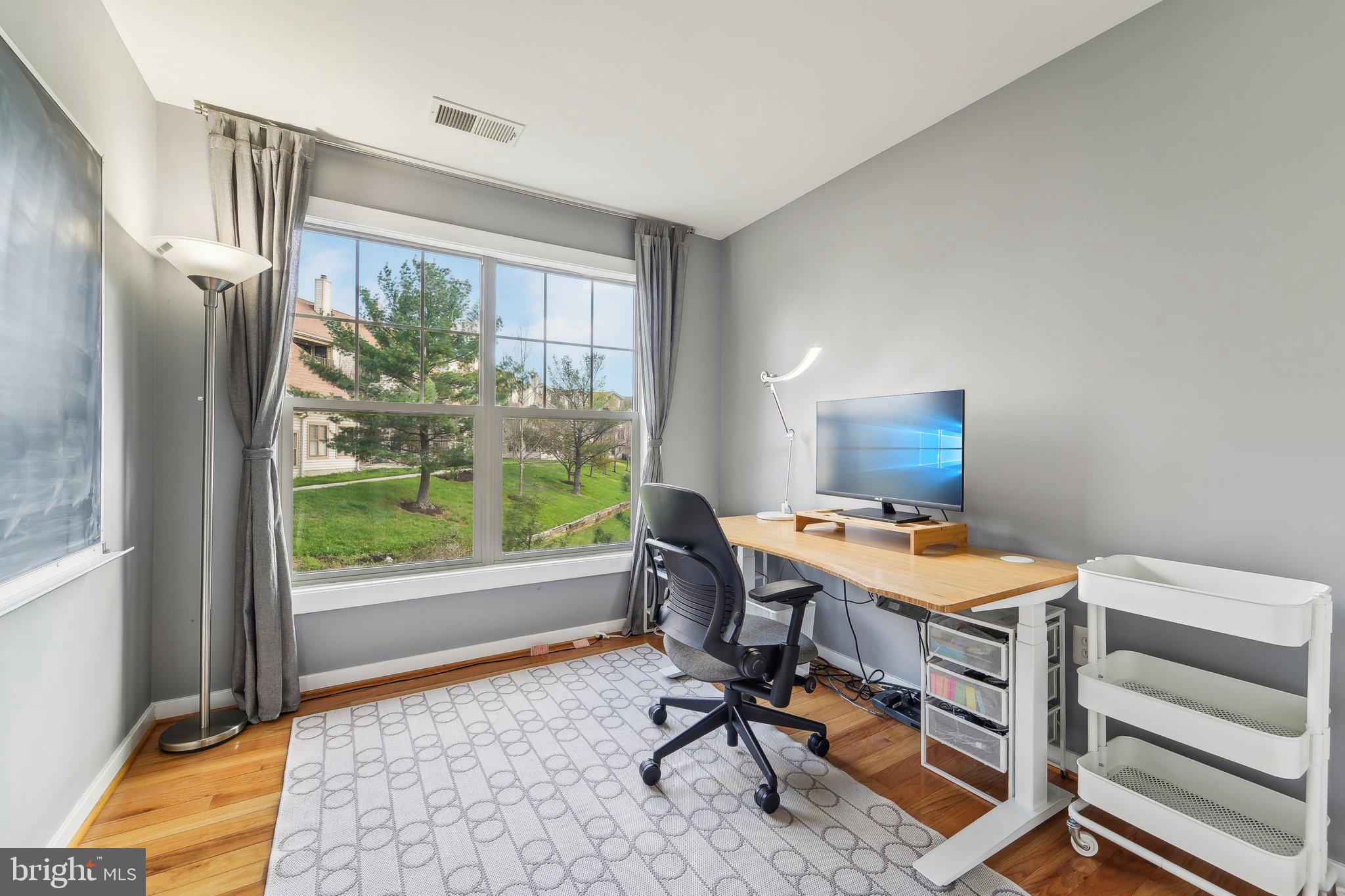 TOWNS OF DOGWOOD - Residential