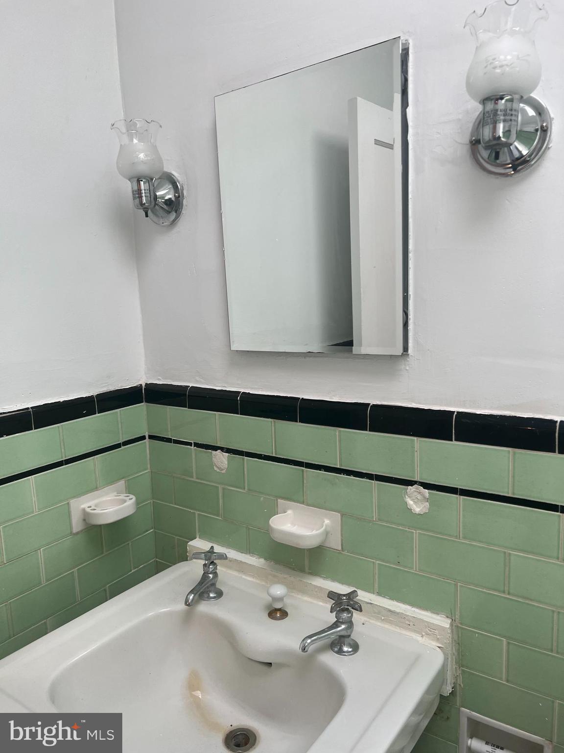 WAVERLY - Residential