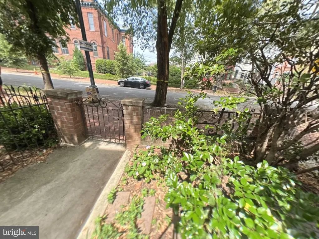 Additional image 42 of 431 5th Street NE, Washington, DC 20002
