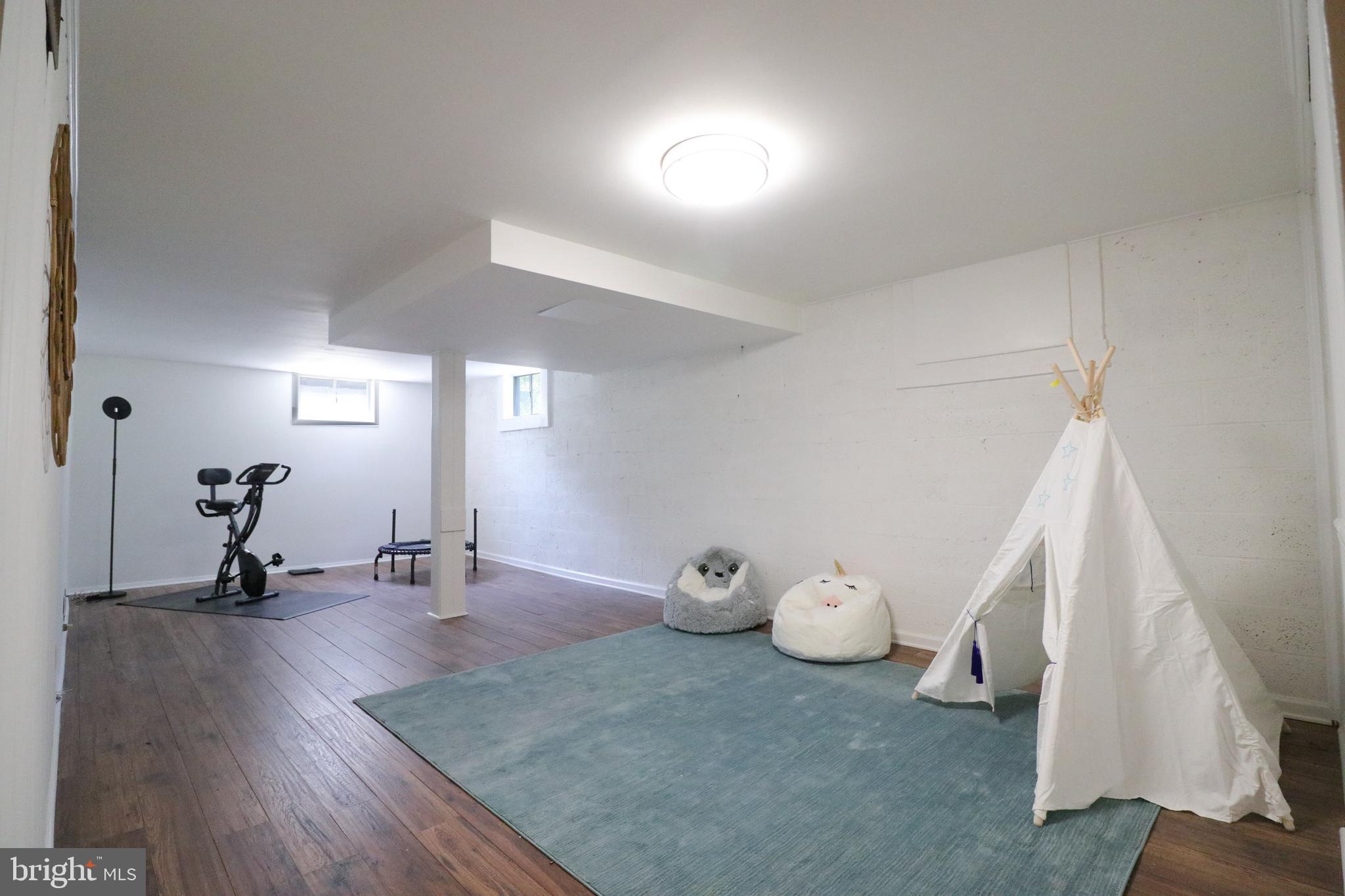 LORD FAIRFAX ESTATES - Residential