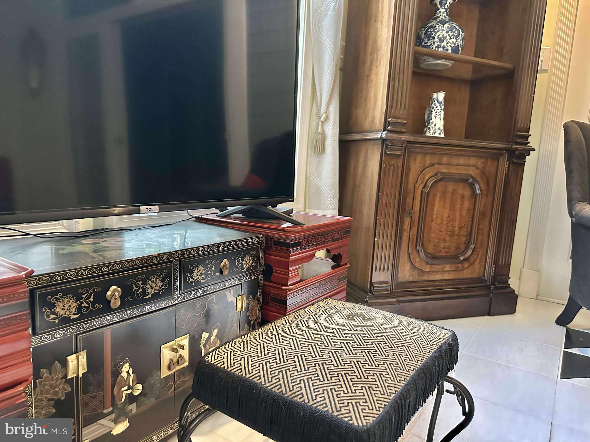 2403 SHREVE HILL ROAD