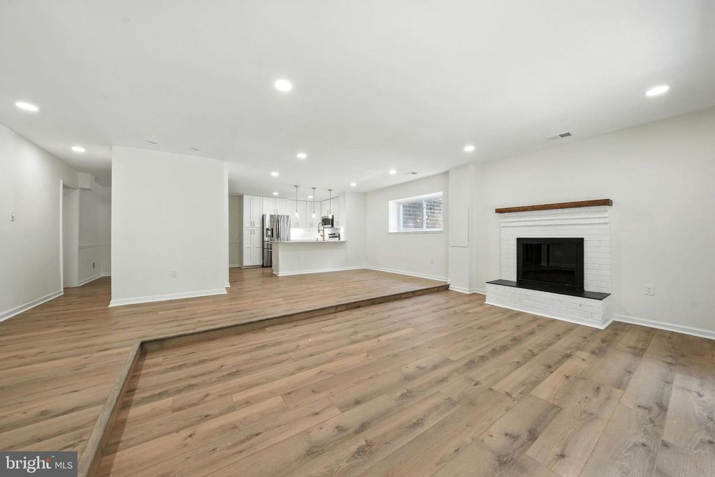 Photo of 3814 Persimmon Circle, FAIRFAX, VA 22031 (MLS # VAFX2256626)