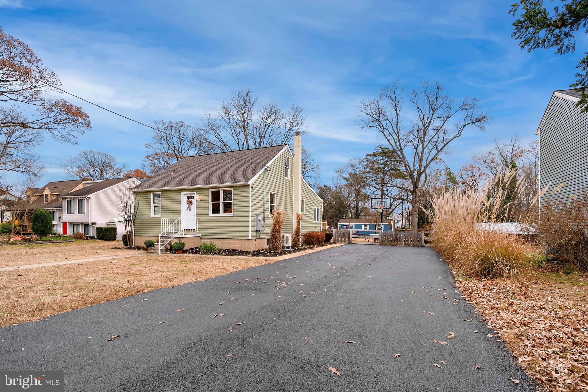 MAGOTHY SHORES - Residential