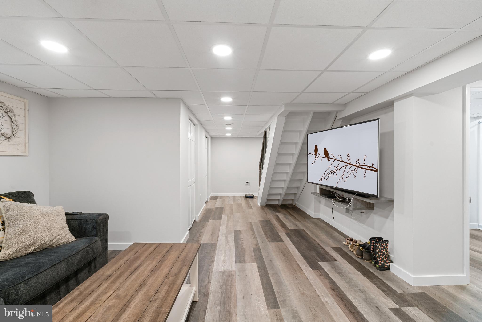 MAGOTHY SHORES - Residential