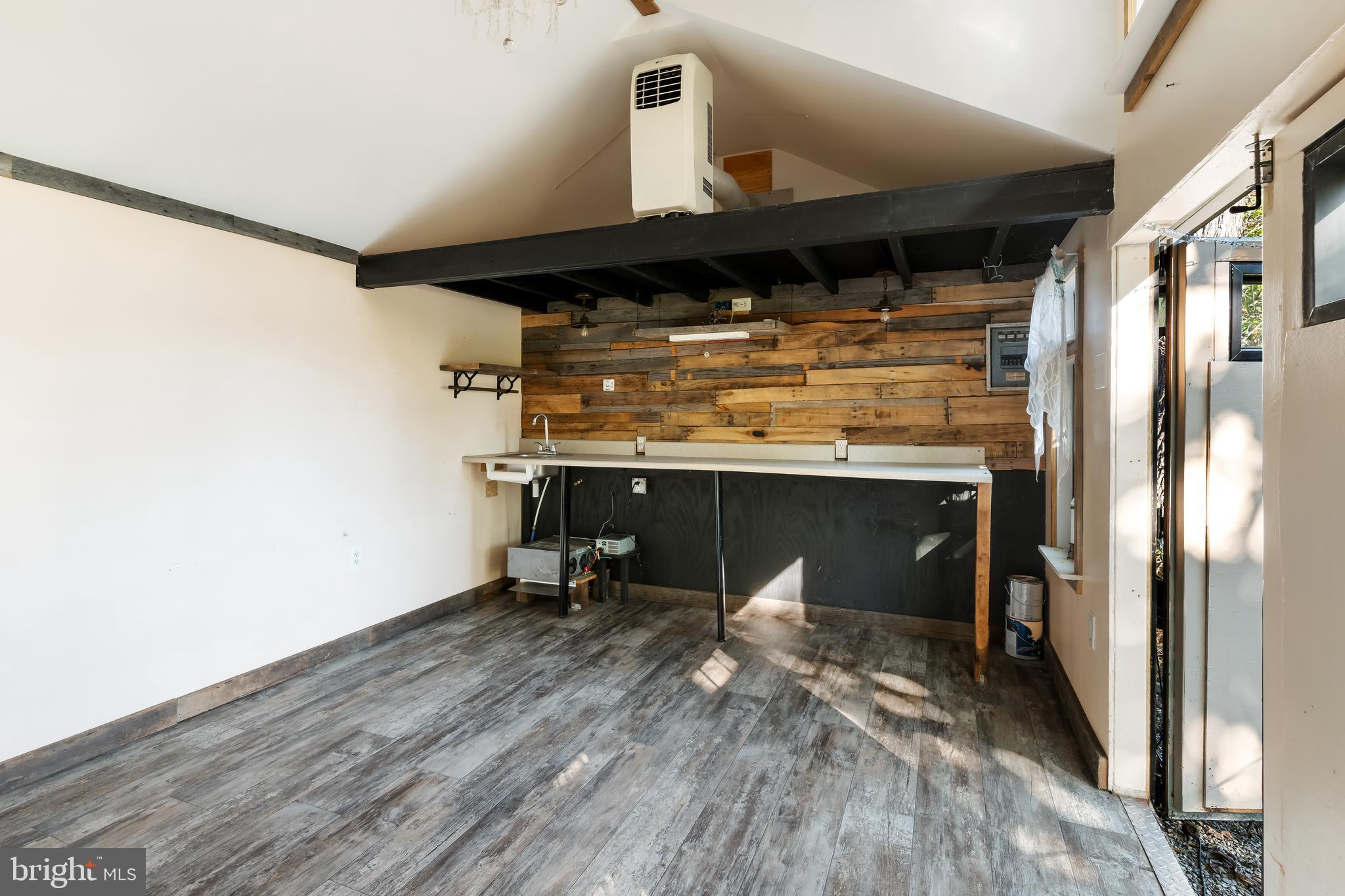 NON AVAILABLE - Residential