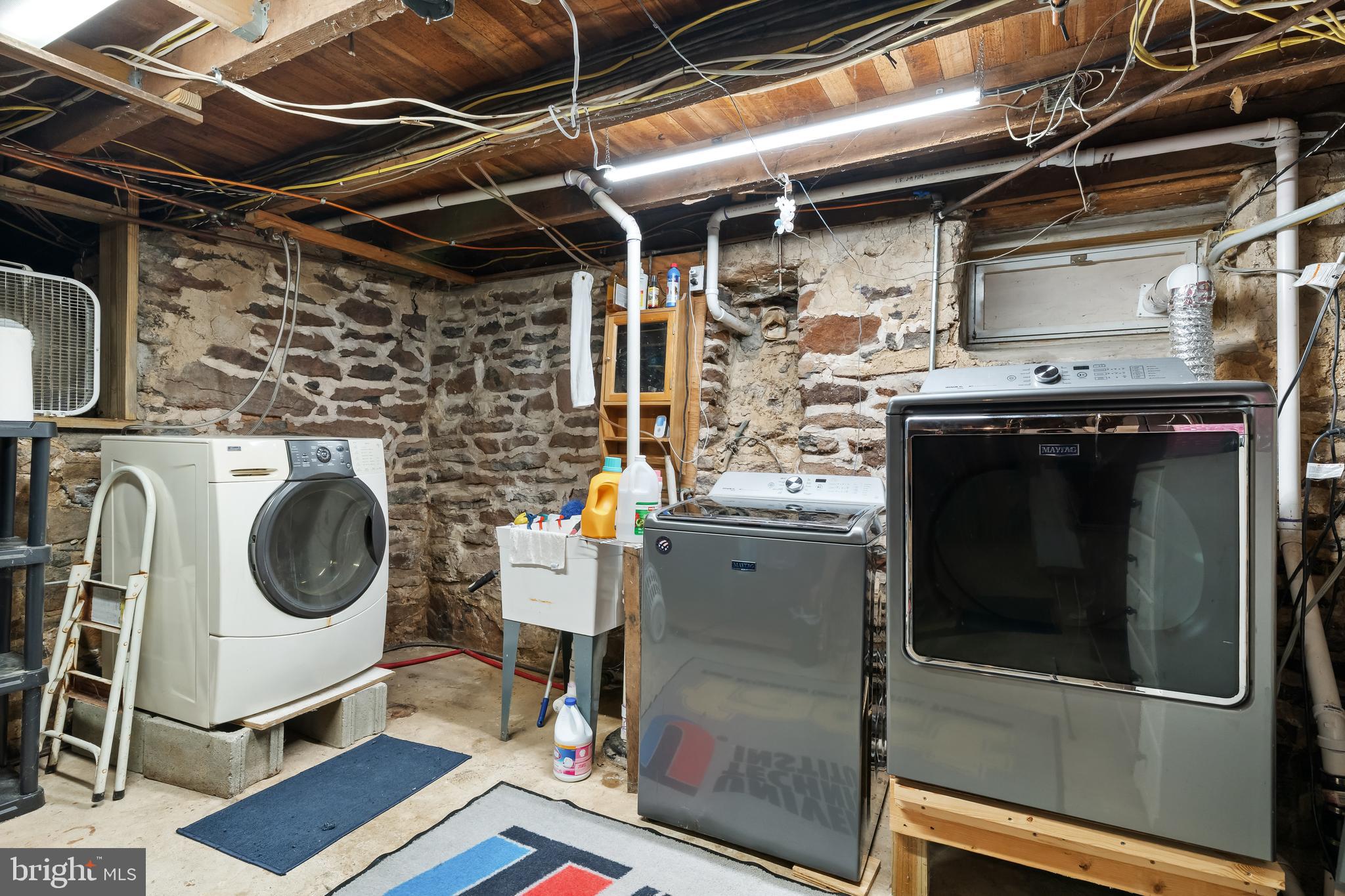 NON AVAILABLE - Residential