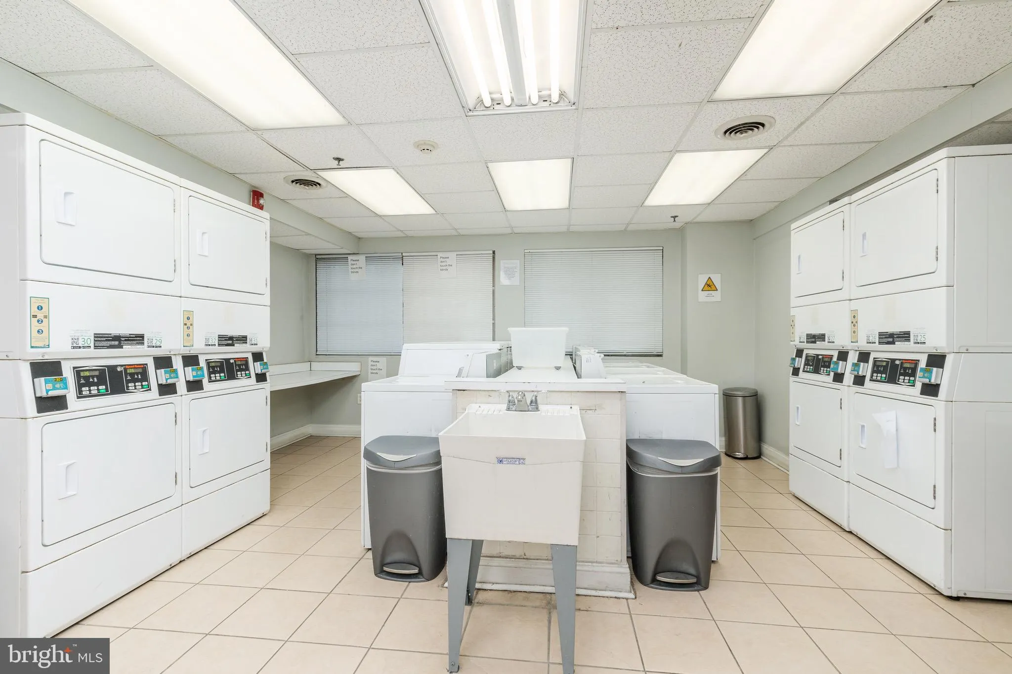 Philadelphia, Pennsylvania 19103, United States, ,1 BathroomBathrooms,Residential,Pending,37405