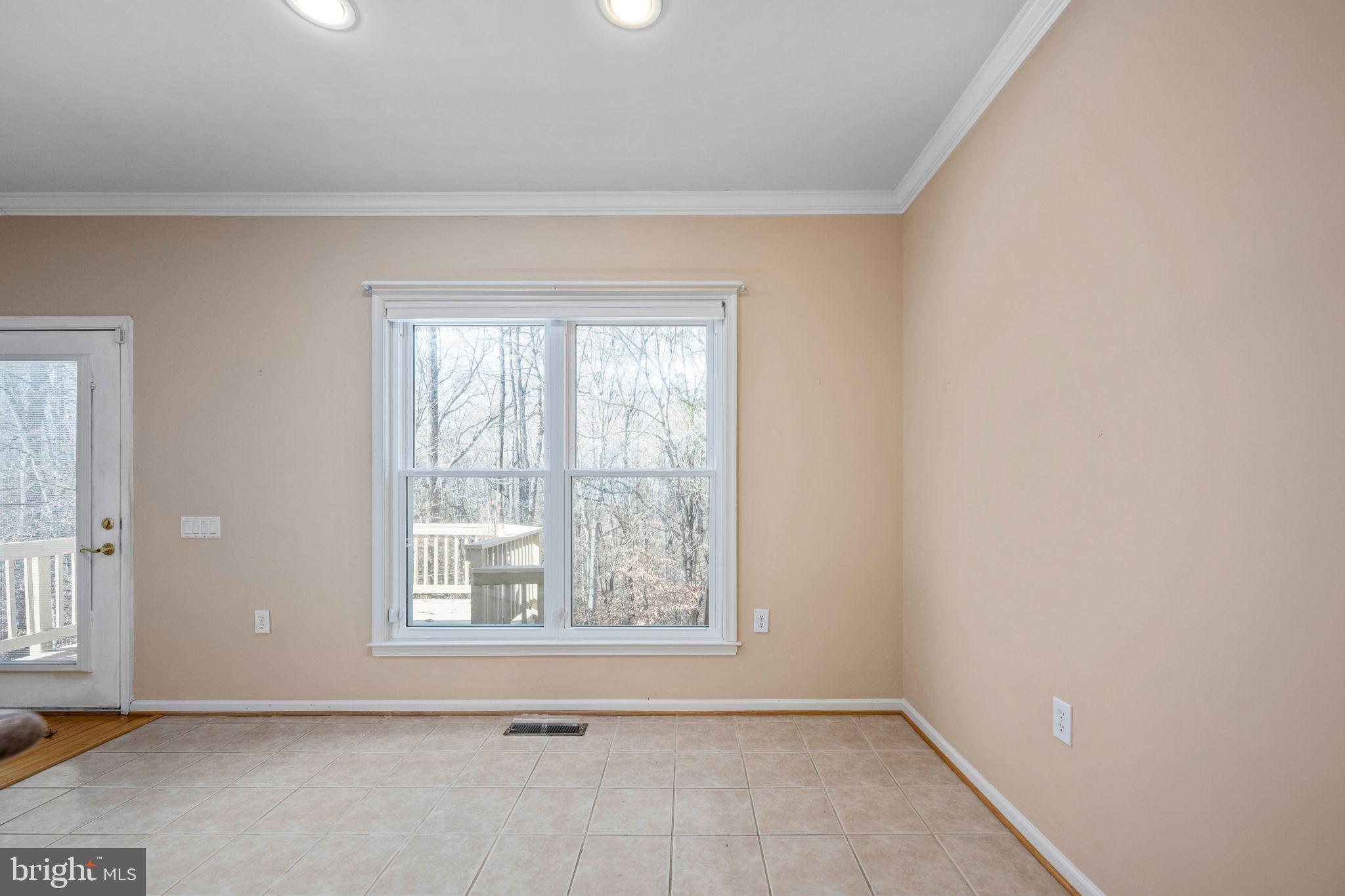 FALLS RUN - Residential