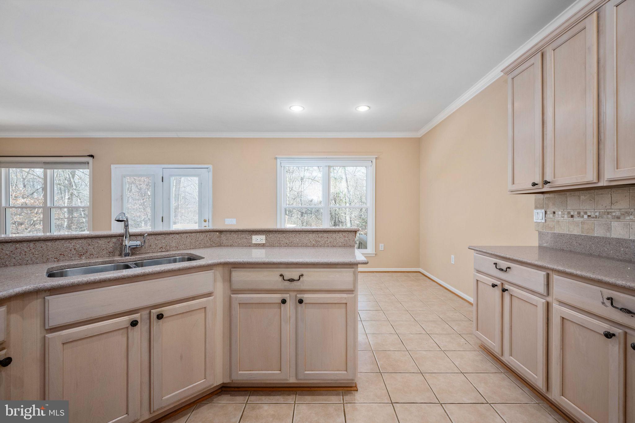 FALLS RUN - Residential