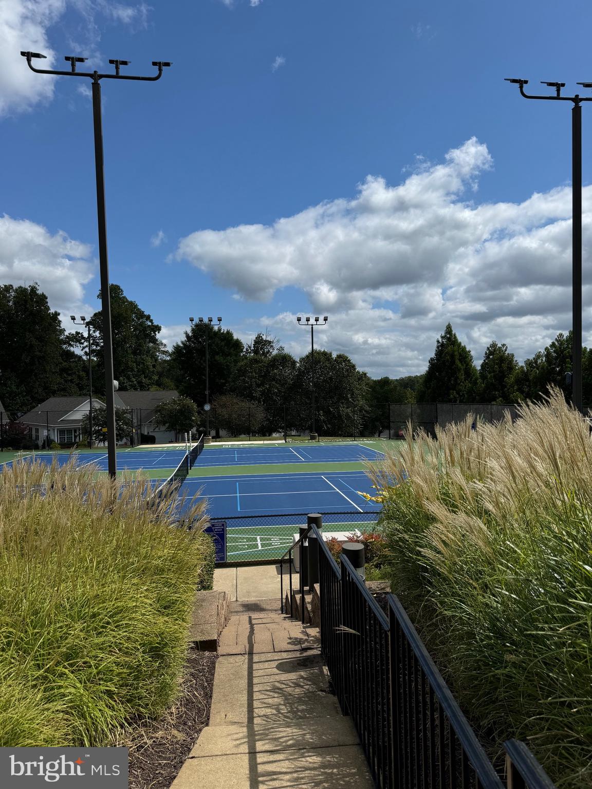 FALLS RUN - Residential