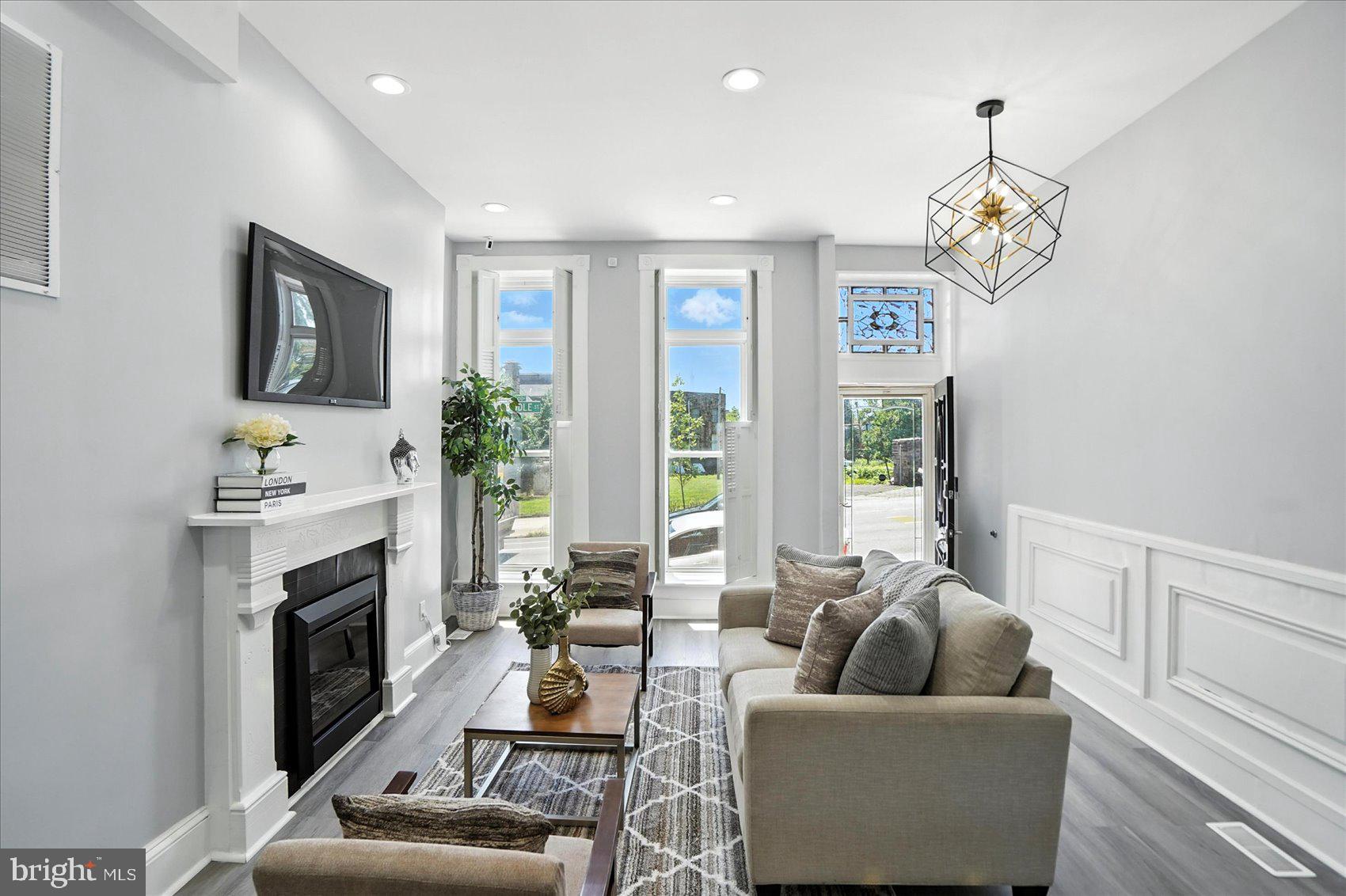 BIDDLE STREET - Residential Lease