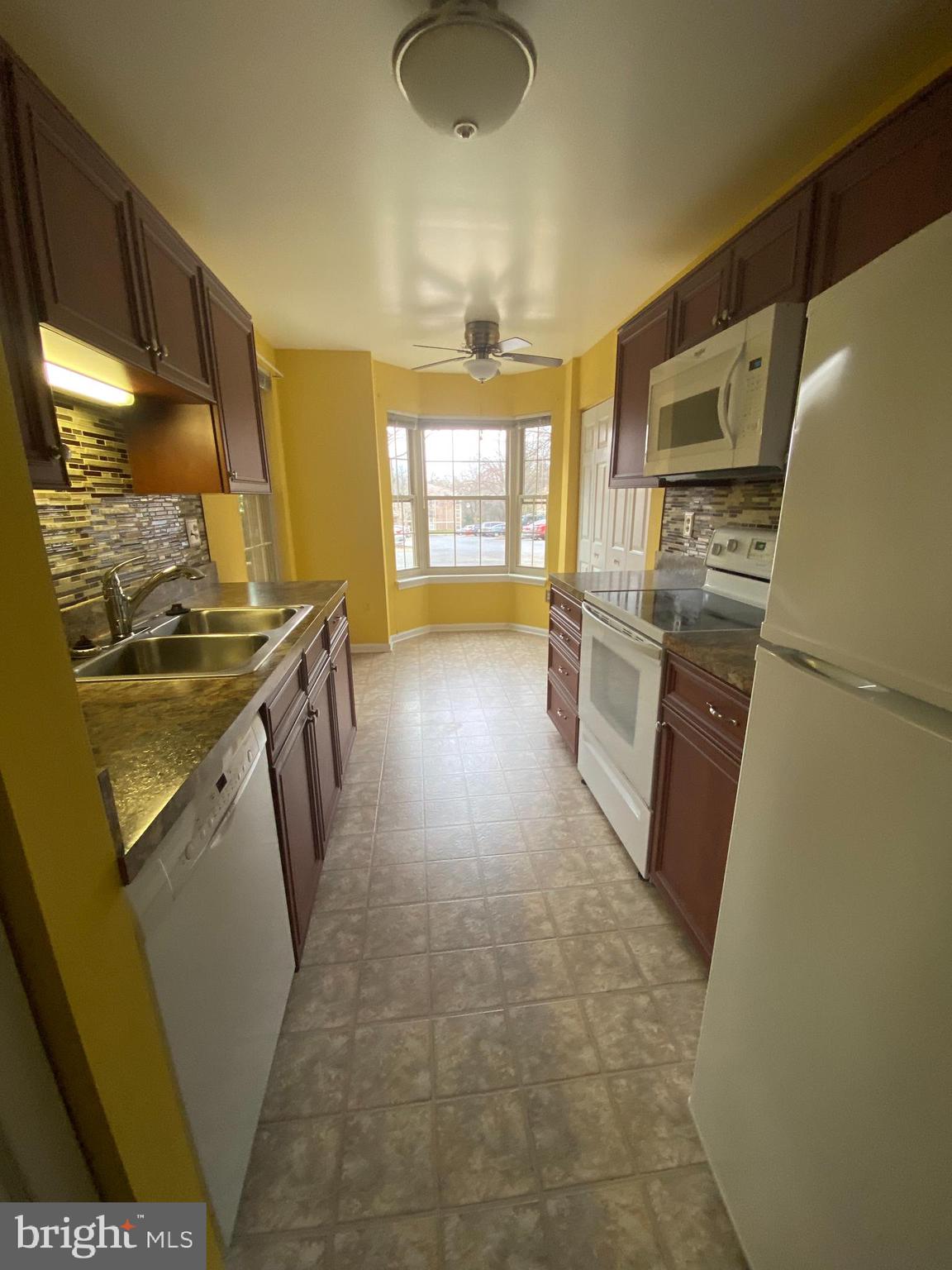 THE POINTE - Residential