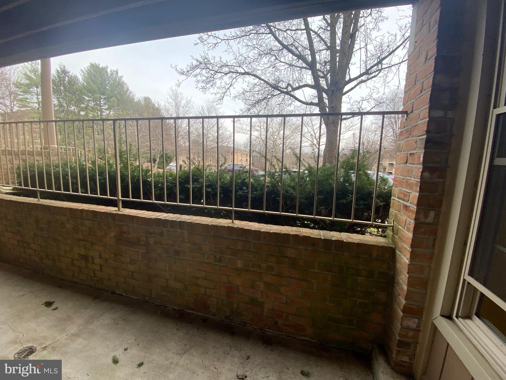 THE POINTE - Residential